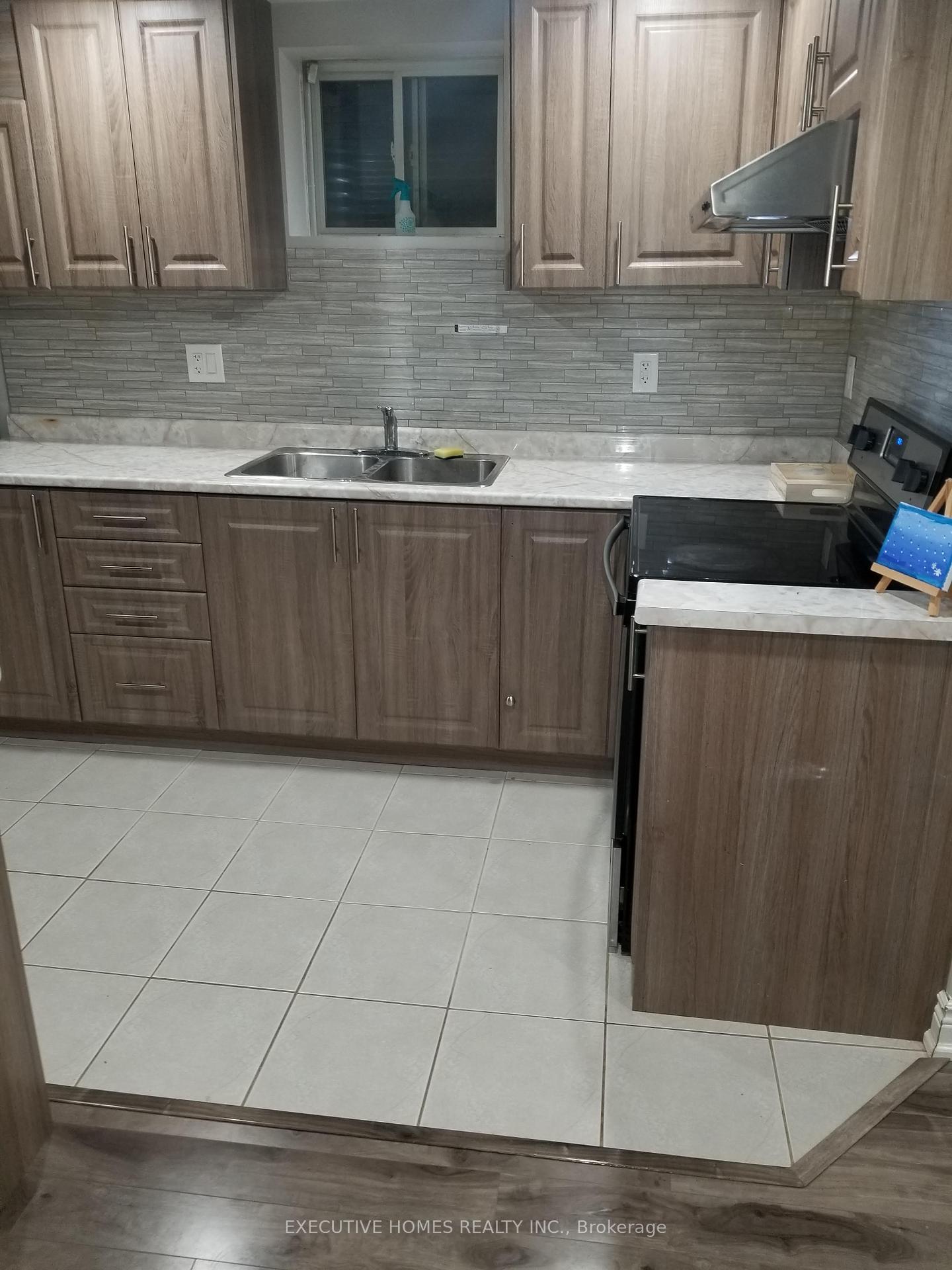 Photo 7 of Unit Bsmt, 24 Monument Trail E, Brampton, Northwest Brampton — HOMEH