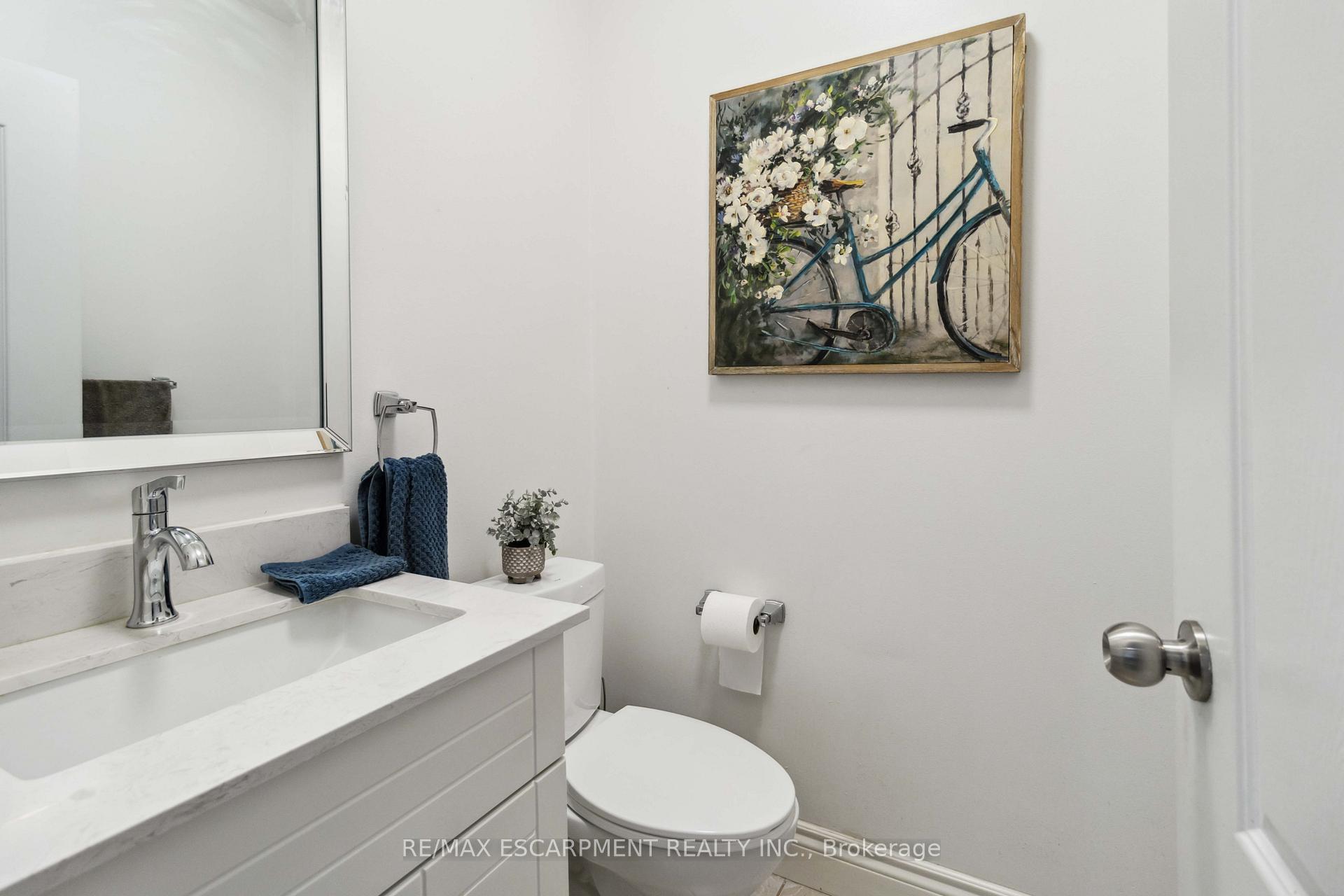 Photo 26 of 7 Wyoming Trail, Brampton, Sandringham-Wellington — HOMEH