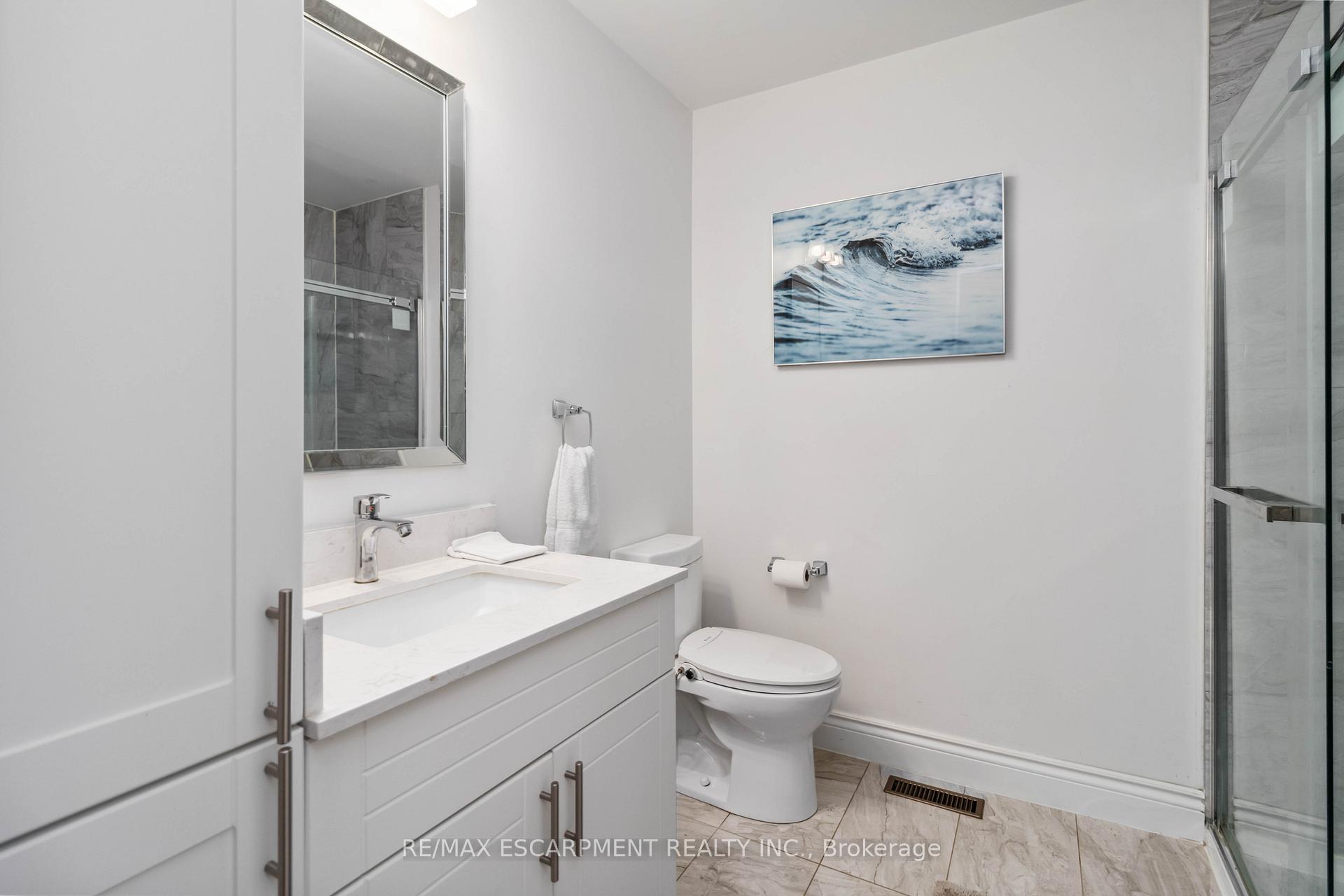 Photo 19 of 7 Wyoming Trail, Brampton, Sandringham-Wellington — HOMEH