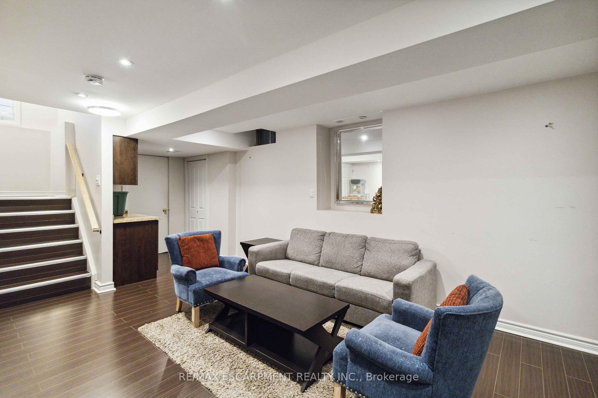 Photo 30 of 7 Wyoming Trail, Brampton, Sandringham-Wellington — HOMEH