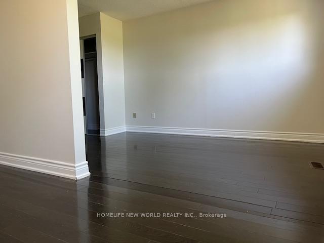 Photo 10 of 52 Harness Circle, Markham, Milliken Mills East — HOMEH