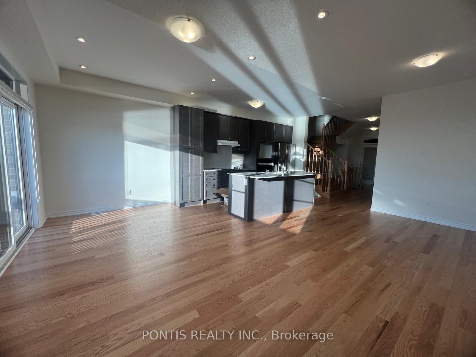 Photo 8 of 1205 Rexton Drive, Oshawa, Kedron — HOMEH