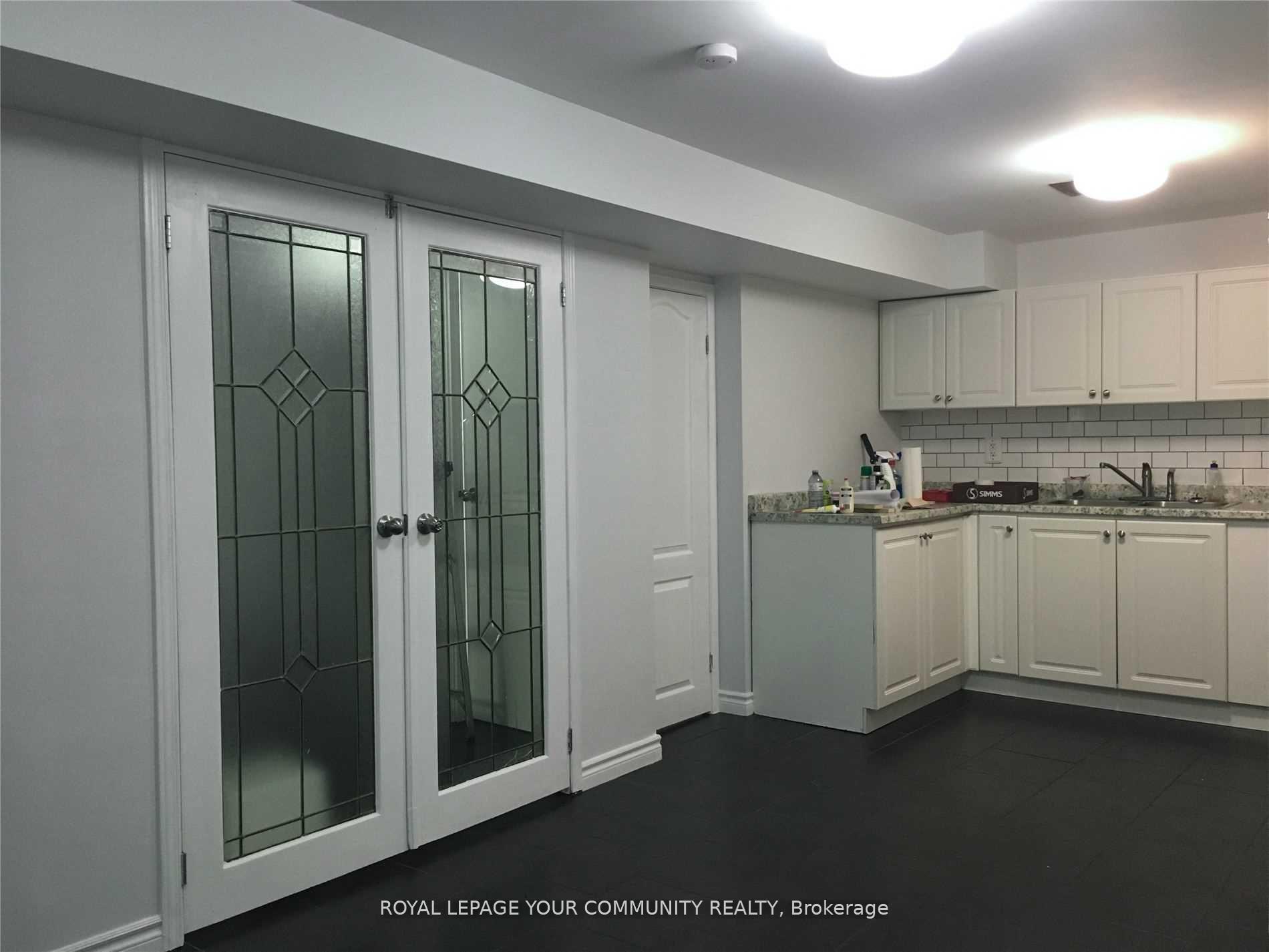 Photo 3 of 58 Larksmere Court, Markham, Milliken Mills West — HOMEH