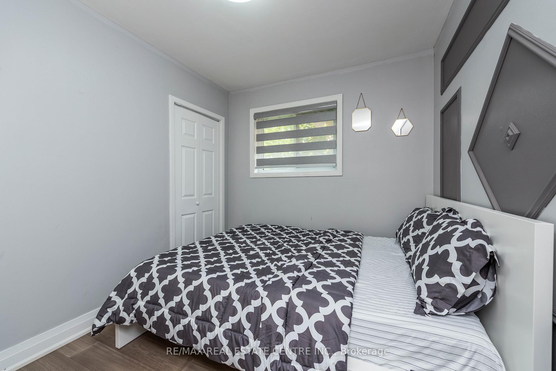 Photo 18 of 10 Grange Drive, Brampton, Northwood Park — HOMEH