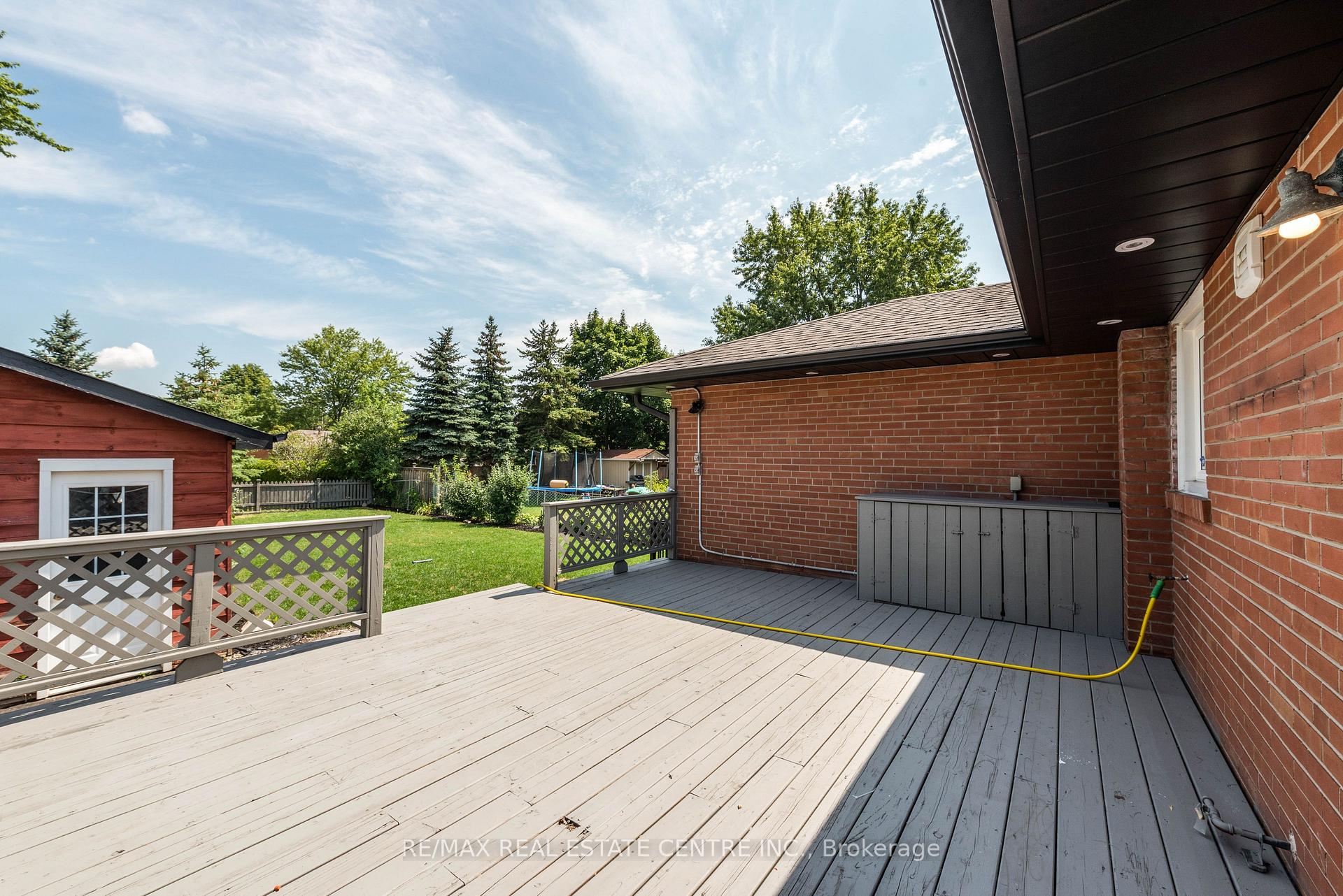 Photo 29 of 10 Grange Drive, Brampton, Northwood Park — HOMEH