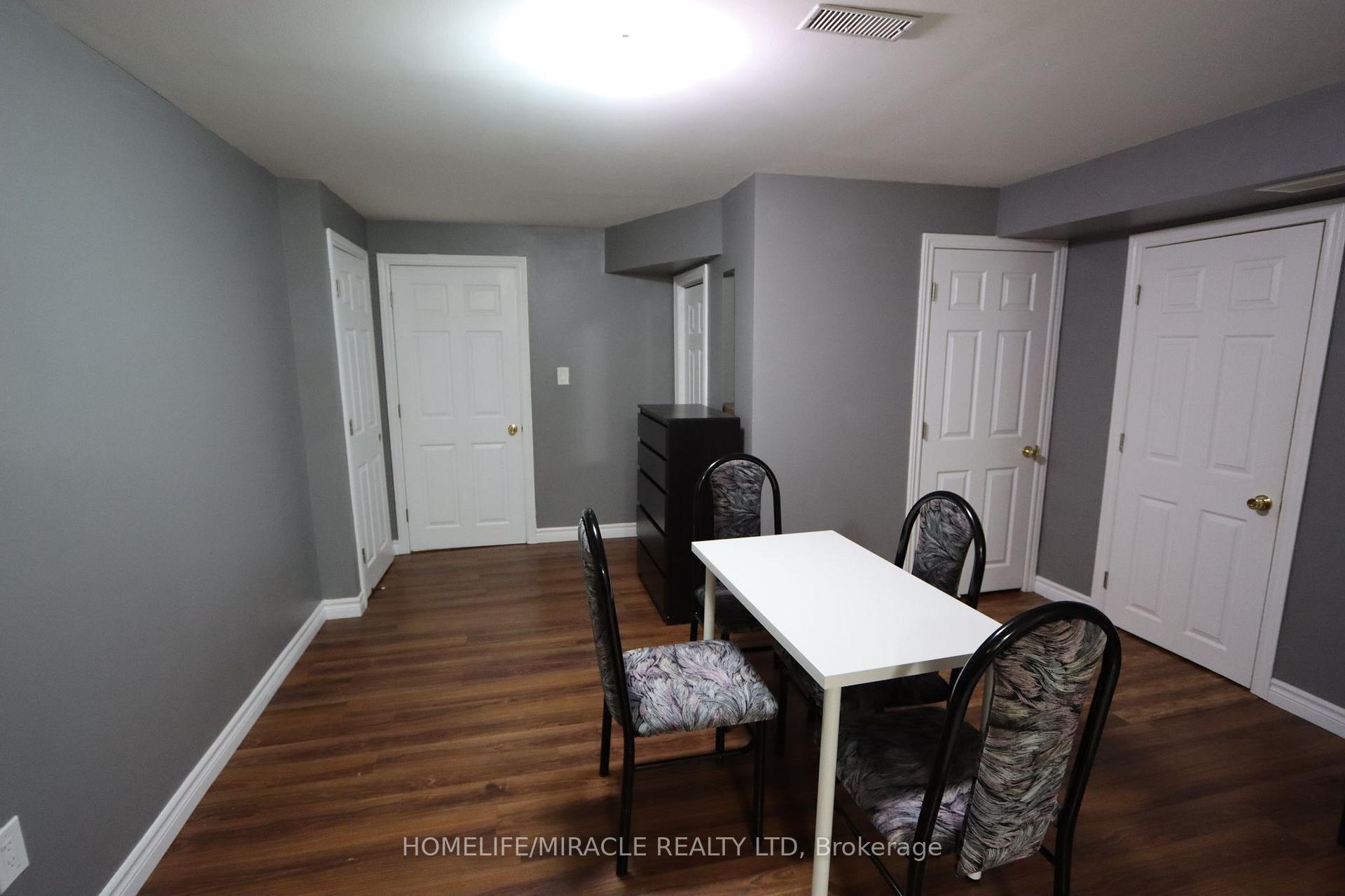 Photo 3 of 36 Toddville Road, Brampton, Bram East — HOMEH
