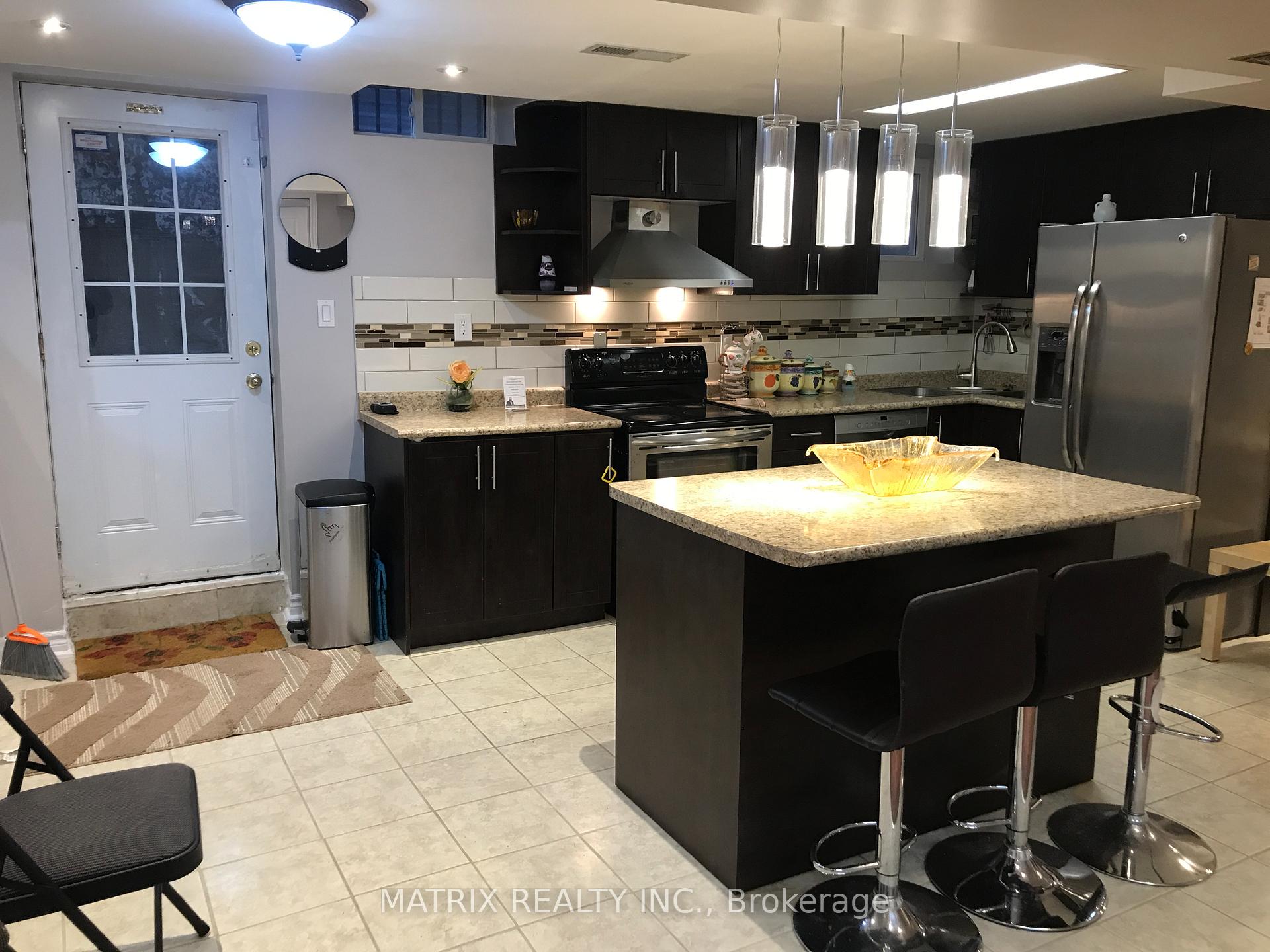 Photo 8 of 1604 Rayleen Crescent, Pickering, Brock Ridge — HOMEH
