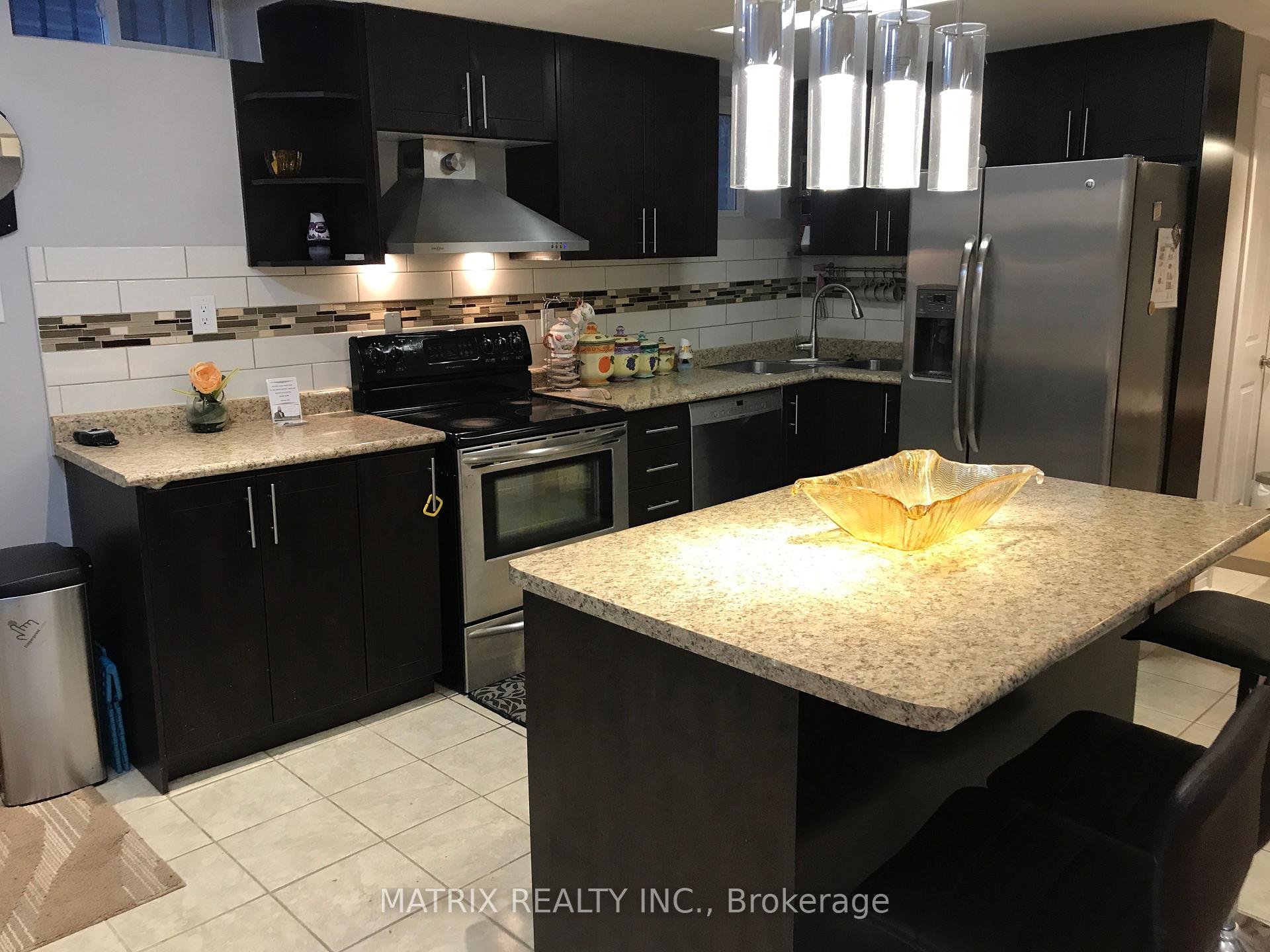 Photo 5 of 1604 Rayleen Crescent, Pickering, Brock Ridge — HOMEH