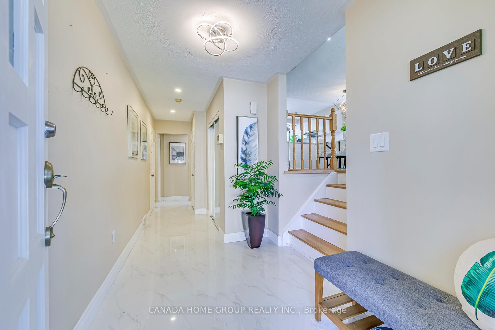 Photo 16 of 12 Pinard Street, Hamilton, Vincent — HOMEH