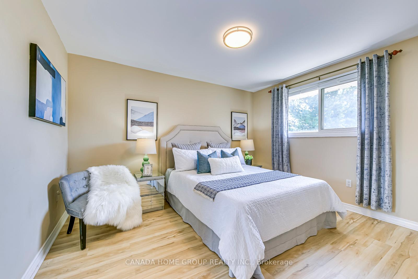 Photo 11 of 12 Pinard Street, Hamilton, Vincent — HOMEH