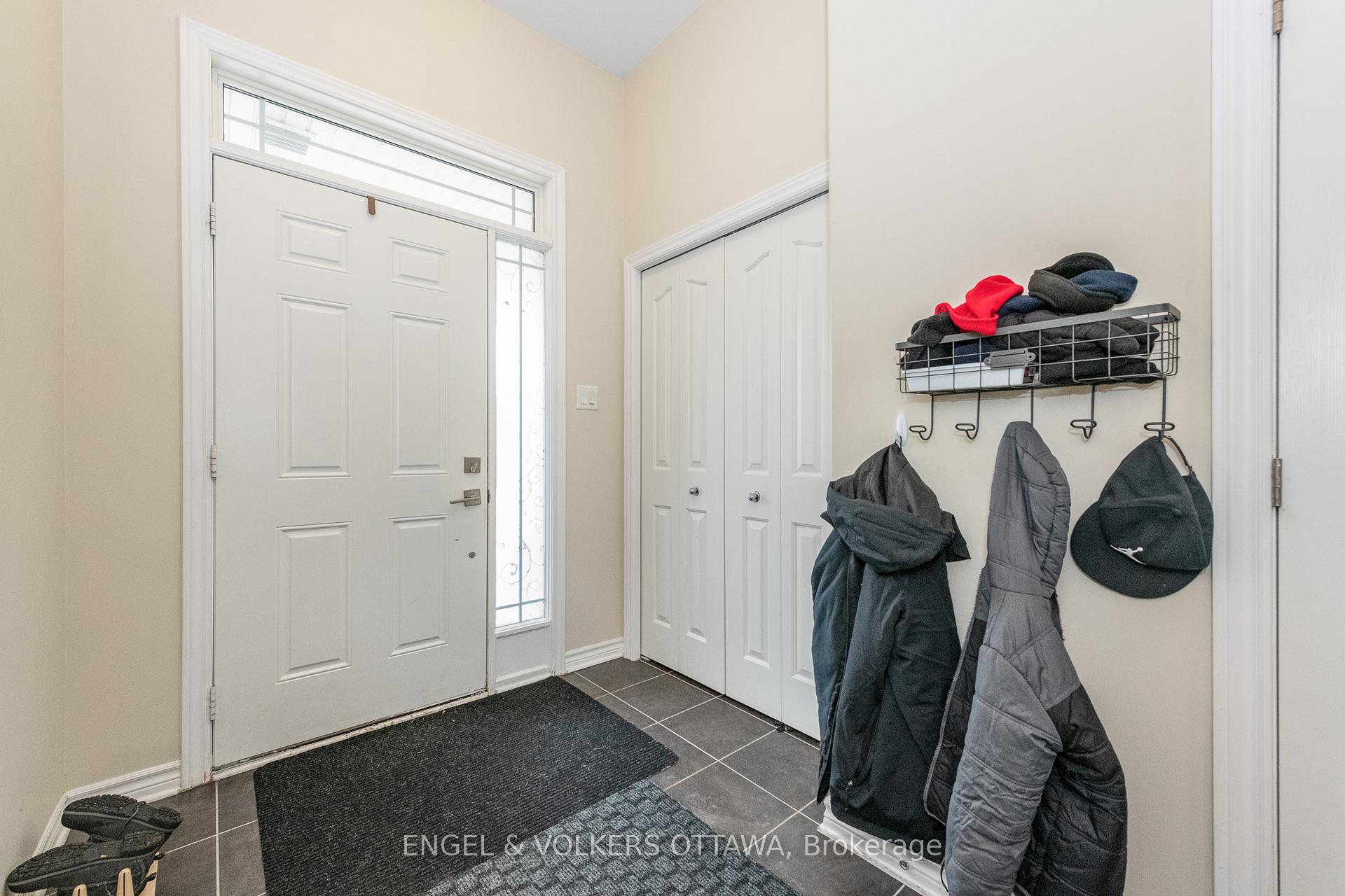 Photo 7 of 968 Linaria Walk, Ottawa, Notting Hill/Summerside — HOMEH