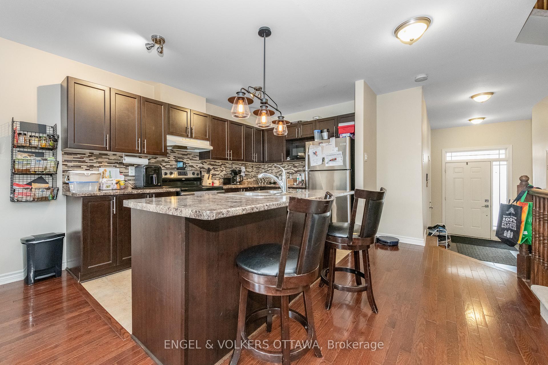 Photo 9 of 968 Linaria Walk, Ottawa, Notting Hill/Summerside — HOMEH
