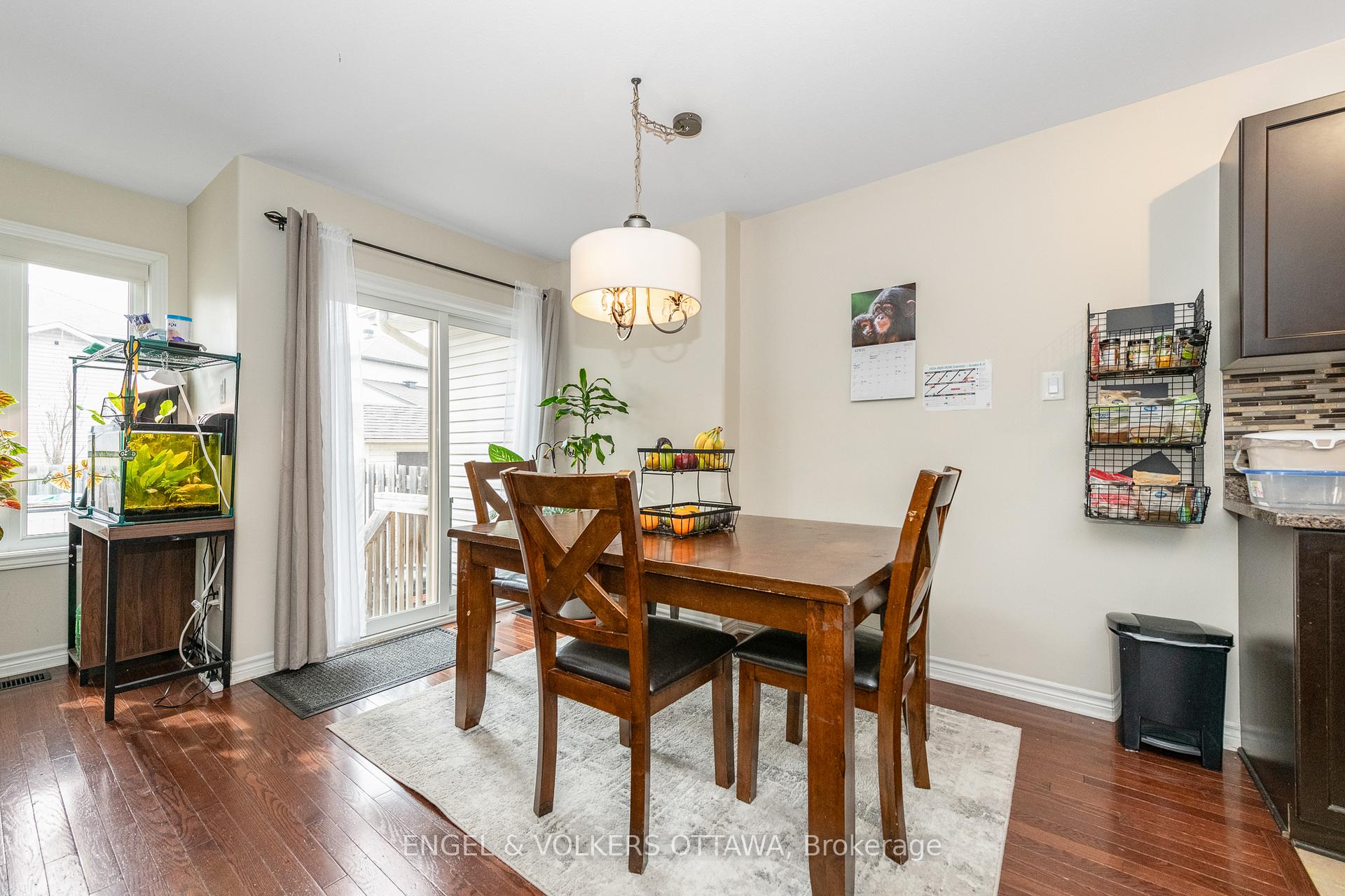Photo 6 of 968 Linaria Walk, Ottawa, Notting Hill/Summerside — HOMEH