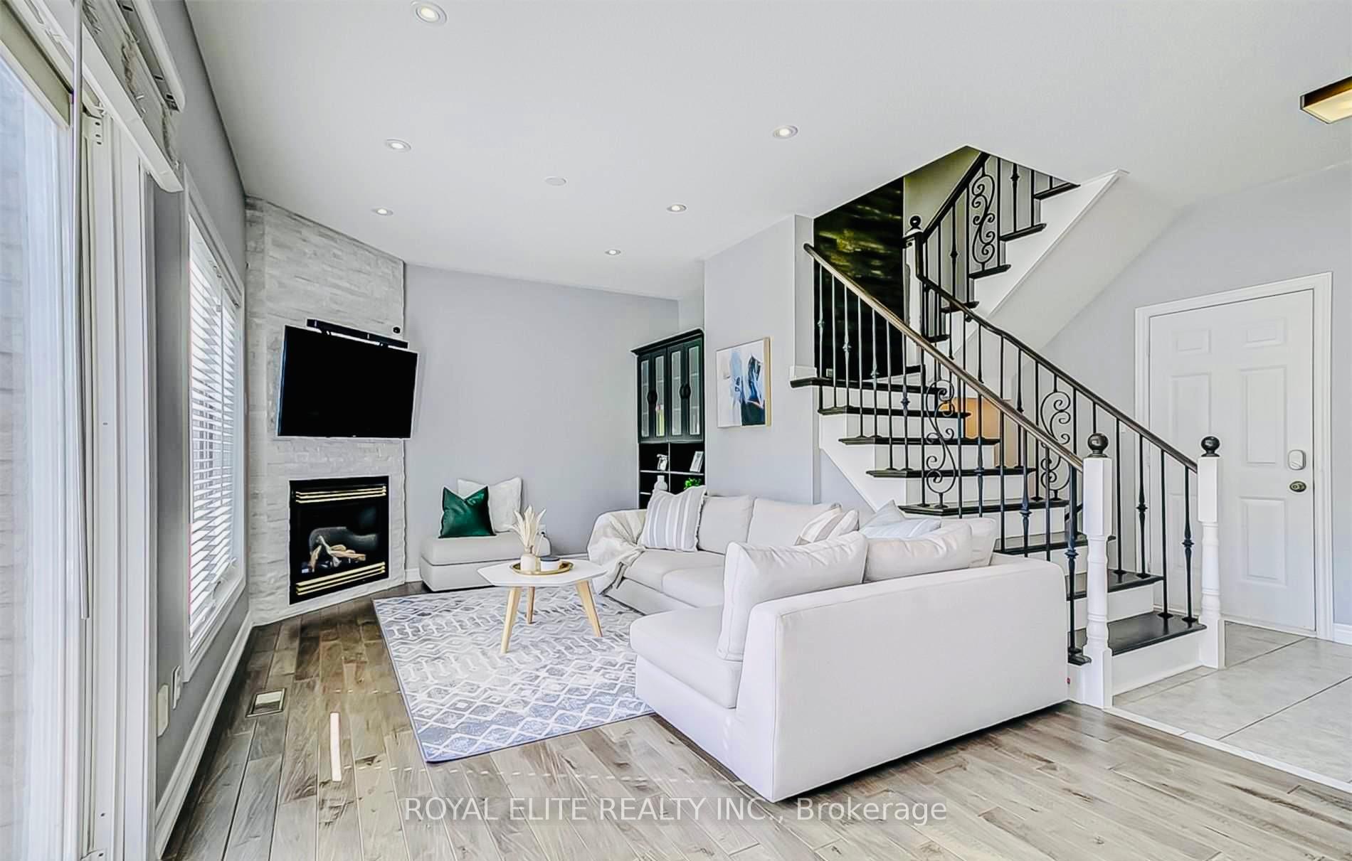 Photo 11 of 119 Huntingfield Street, Vaughan, Patterson — HOMEH