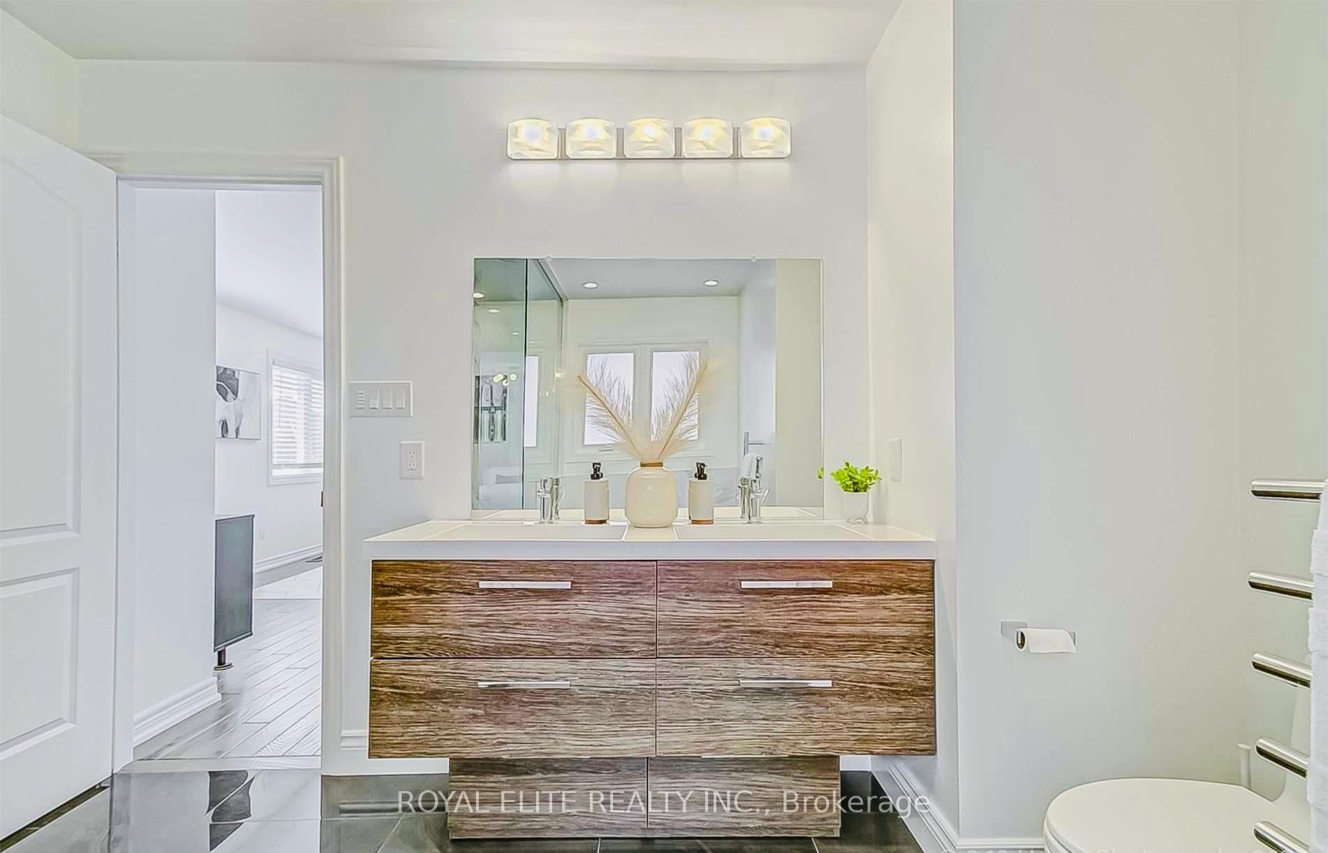 Photo 19 of 119 Huntingfield Street, Vaughan, Patterson — HOMEH