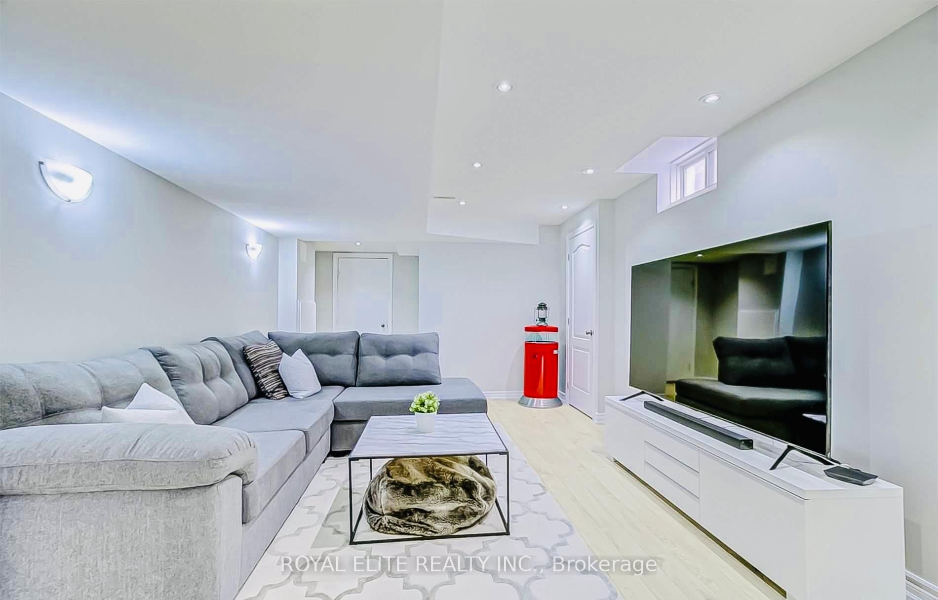 Photo 26 of 119 Huntingfield Street, Vaughan, Patterson — HOMEH
