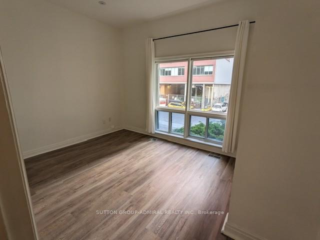 Photo 4 of Unit 2, 16 Clarence Square, Toronto, Waterfront Communities — HOMEH