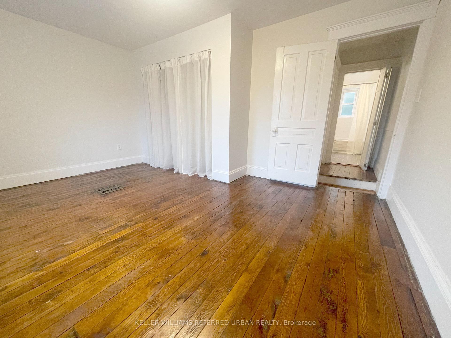 Photo 15 of 582 Logan Avenue, Toronto, North Riverdale — HOMEH