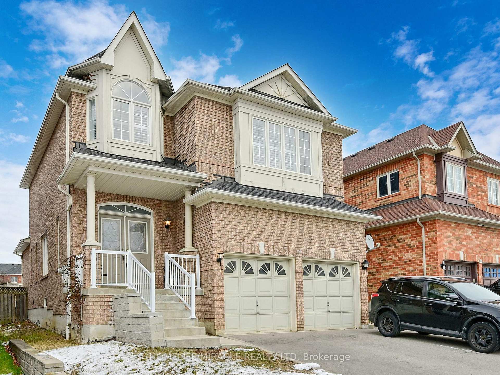 Photo 2 of Unit MainFL, 77 Nobbs Drive, Ajax, Northeast Ajax — HOMEH