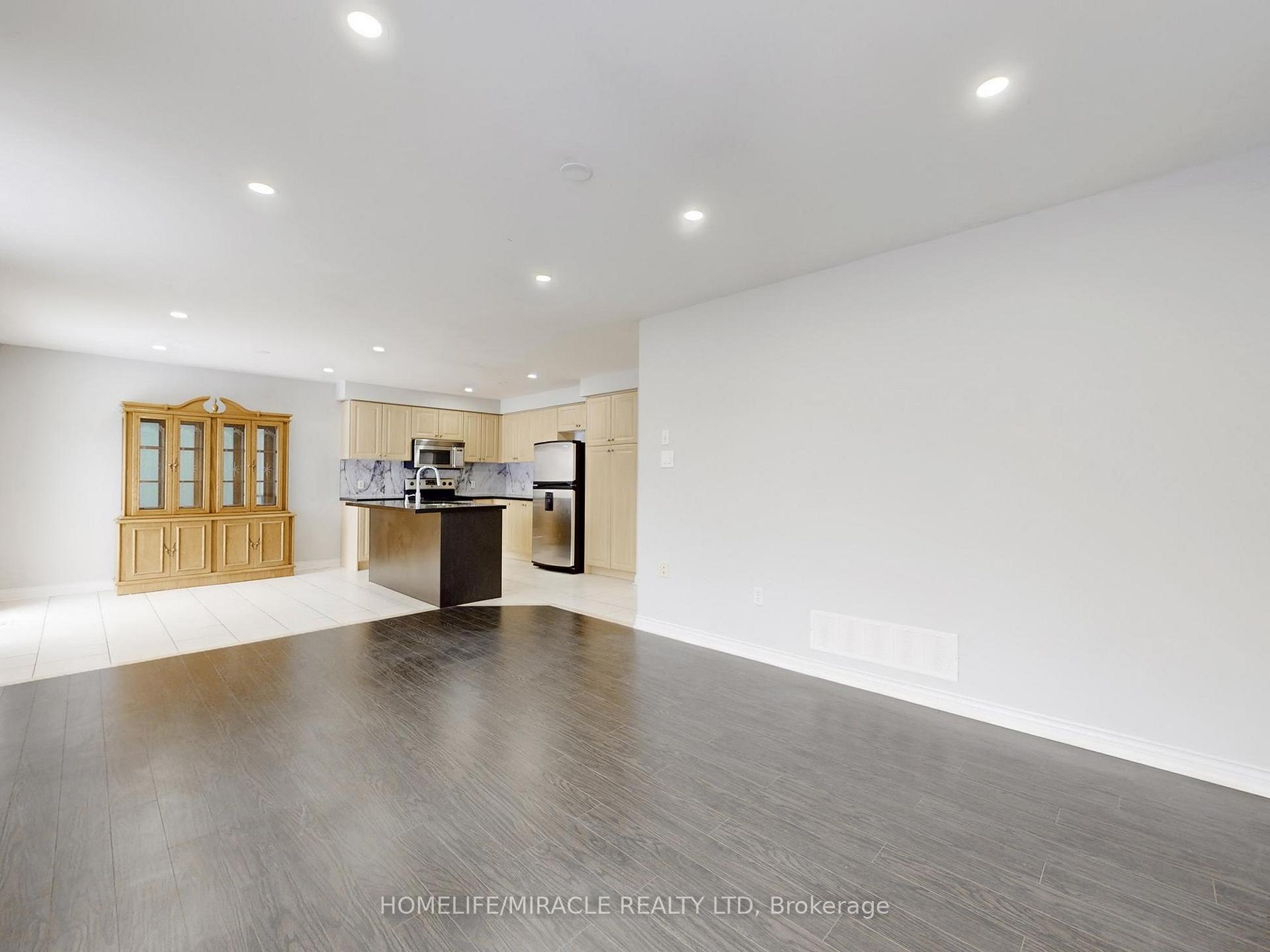 Photo 10 of Unit MainFL, 77 Nobbs Drive, Ajax, Northeast Ajax — HOMEH