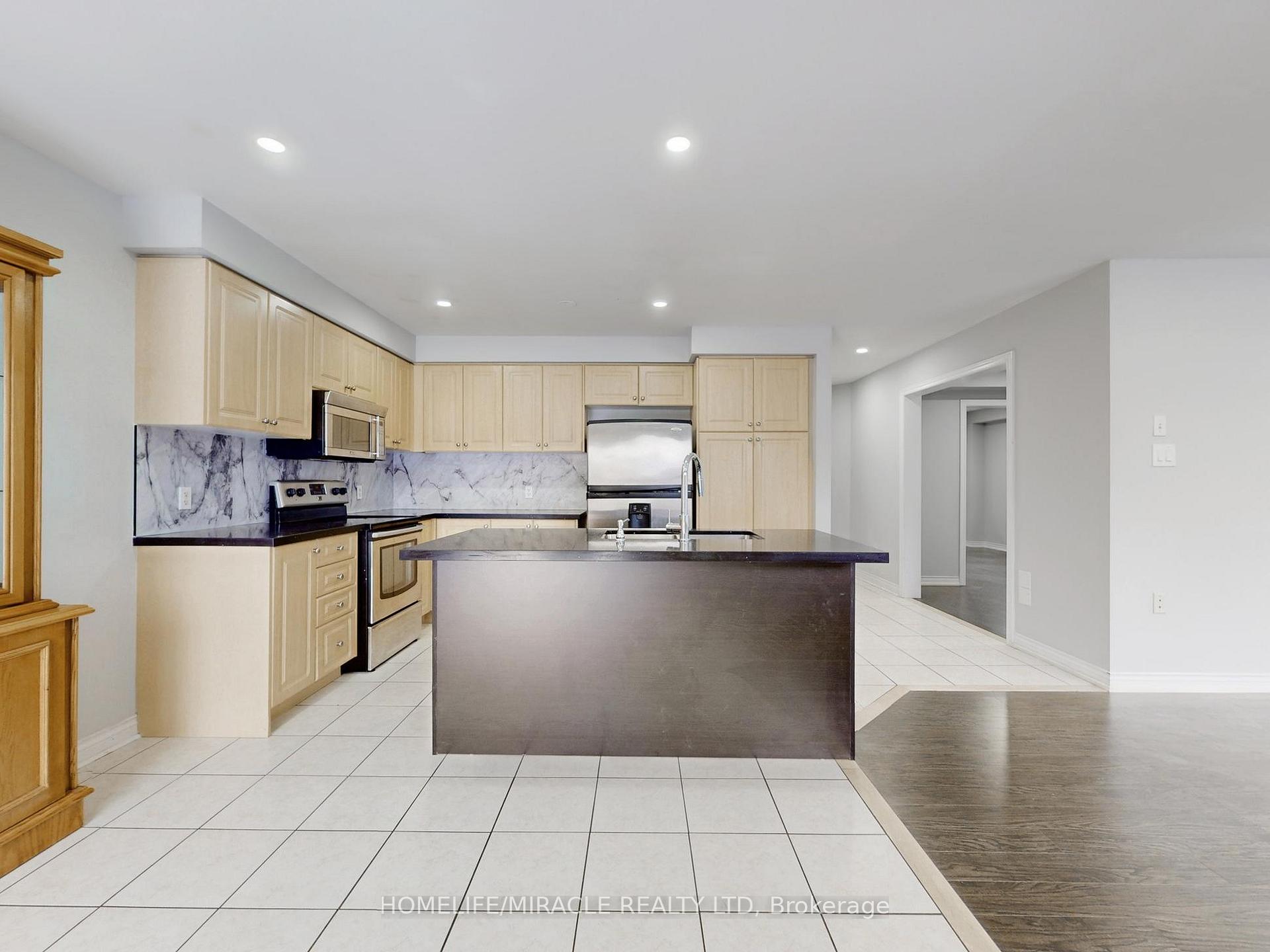 Photo 17 of Unit MainFL, 77 Nobbs Drive, Ajax, Northeast Ajax — HOMEH