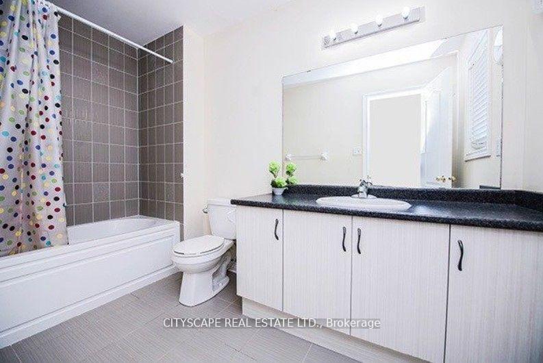 Photo 12 of 2559 Canadian Street W, Pickering, Duffin Heights — HOMEH