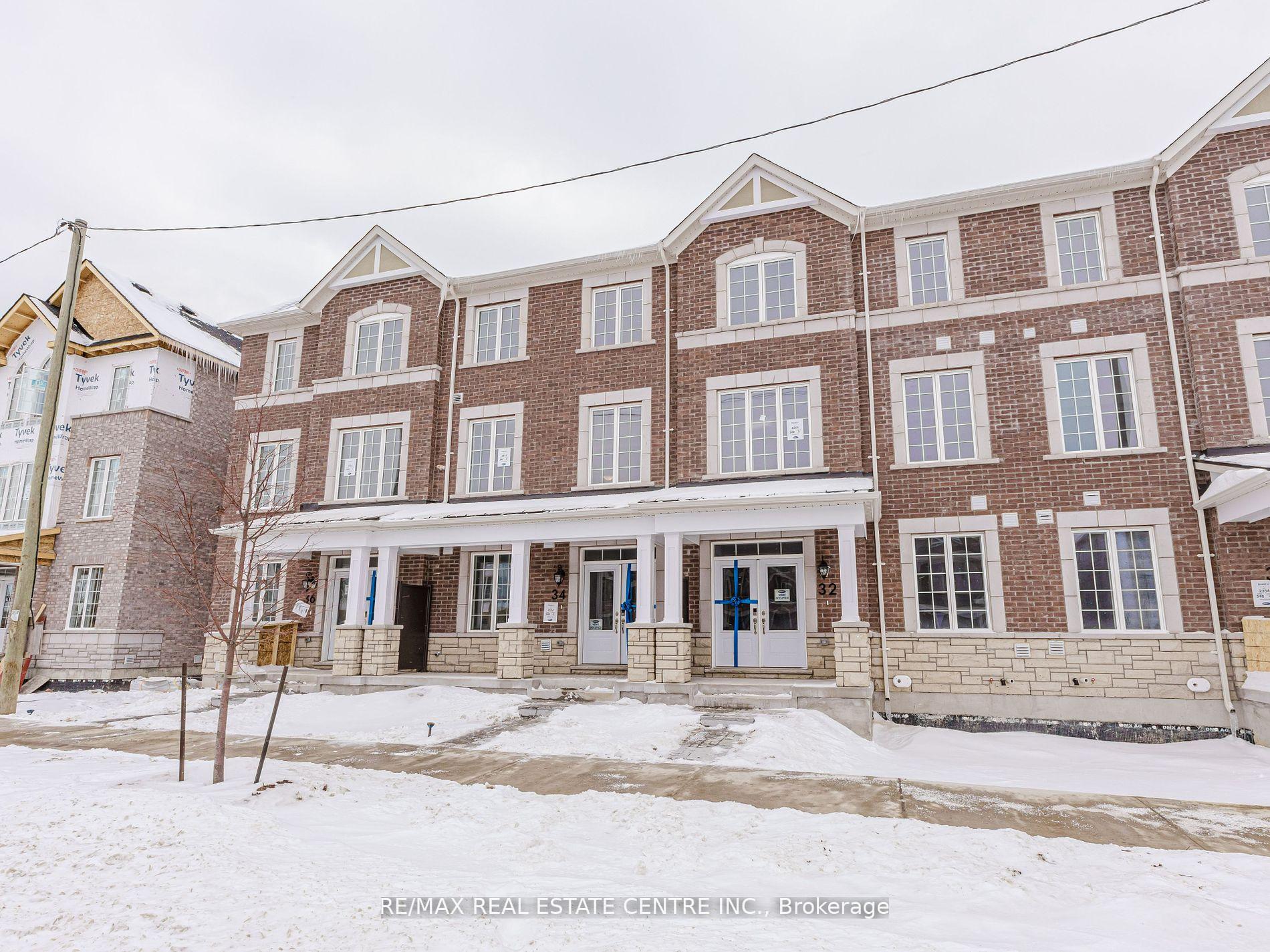 Front of 34 Bellasera Way