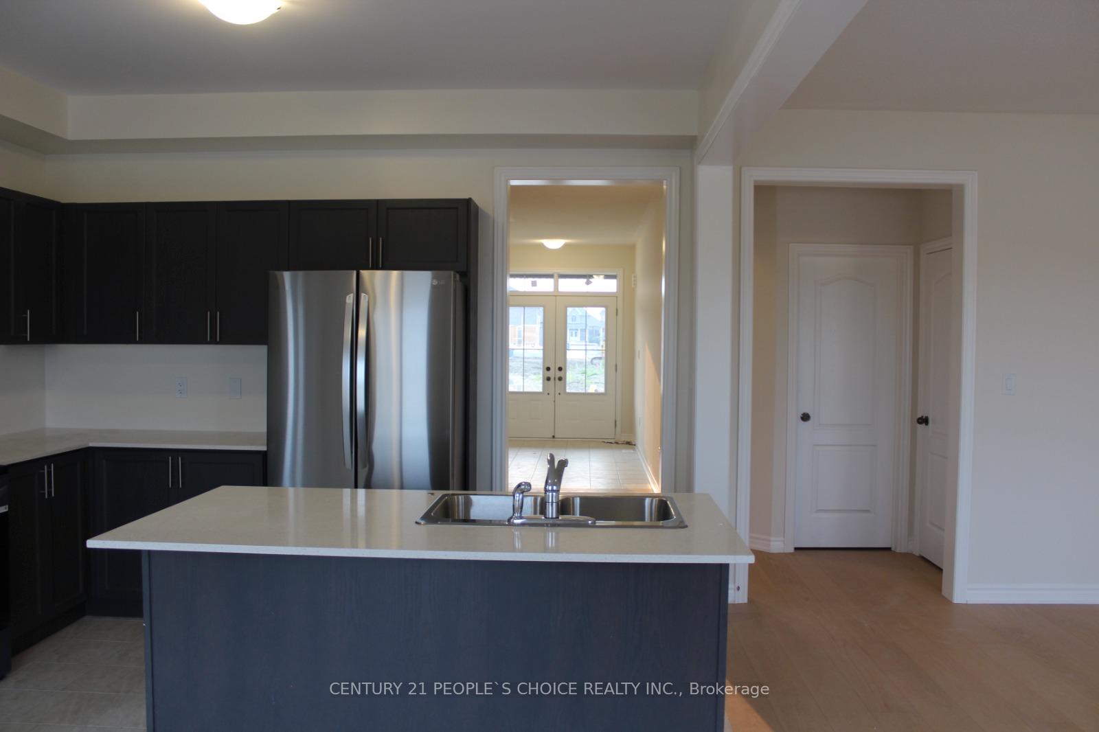 Photo 10 of 31 Fenn Crescent, New Tecumseth, Rural New Tecumseth — HOMEH