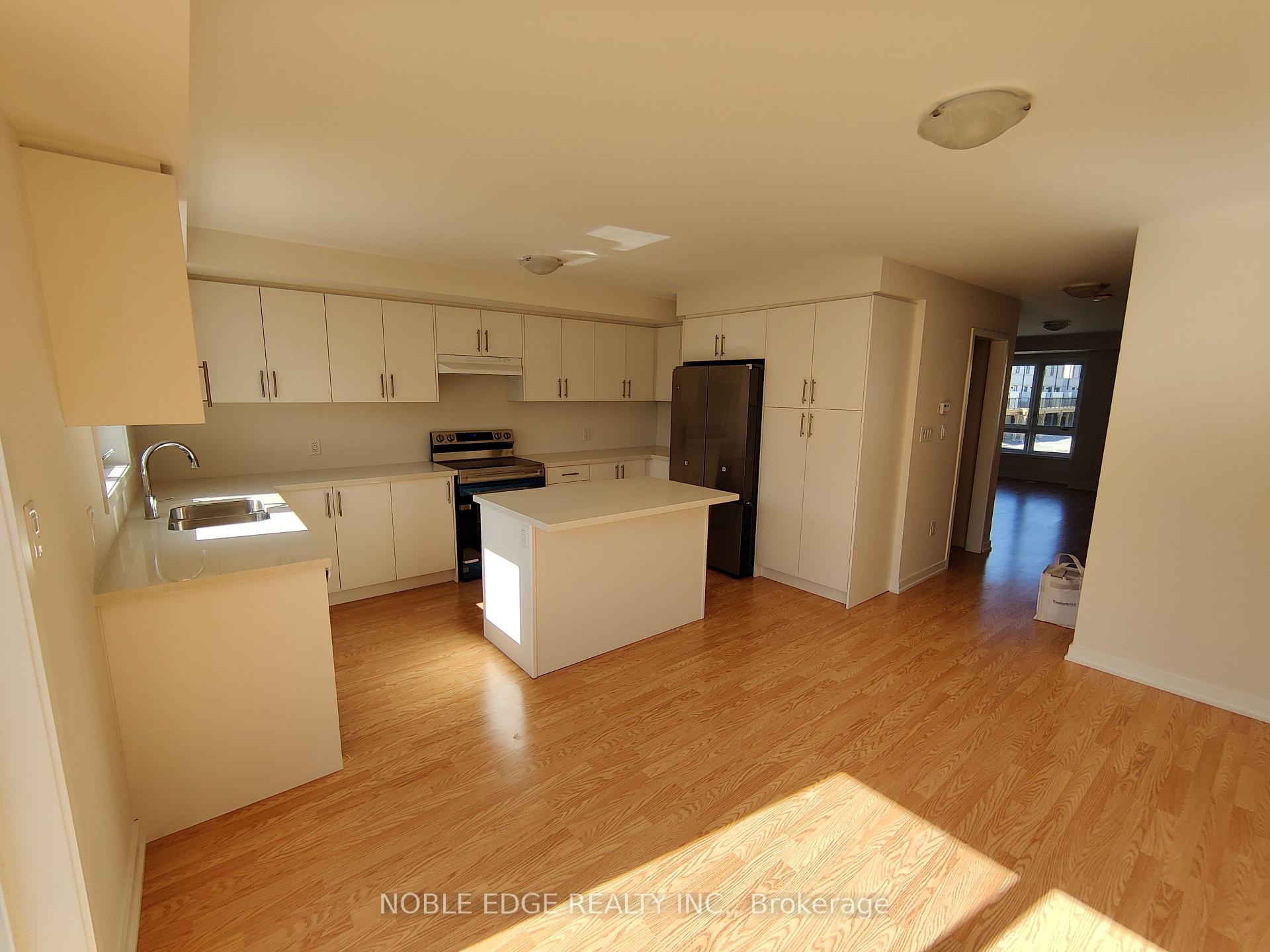 Photo 2 of 1304 Bradenton Path, Oshawa, Eastdale — HOMEH