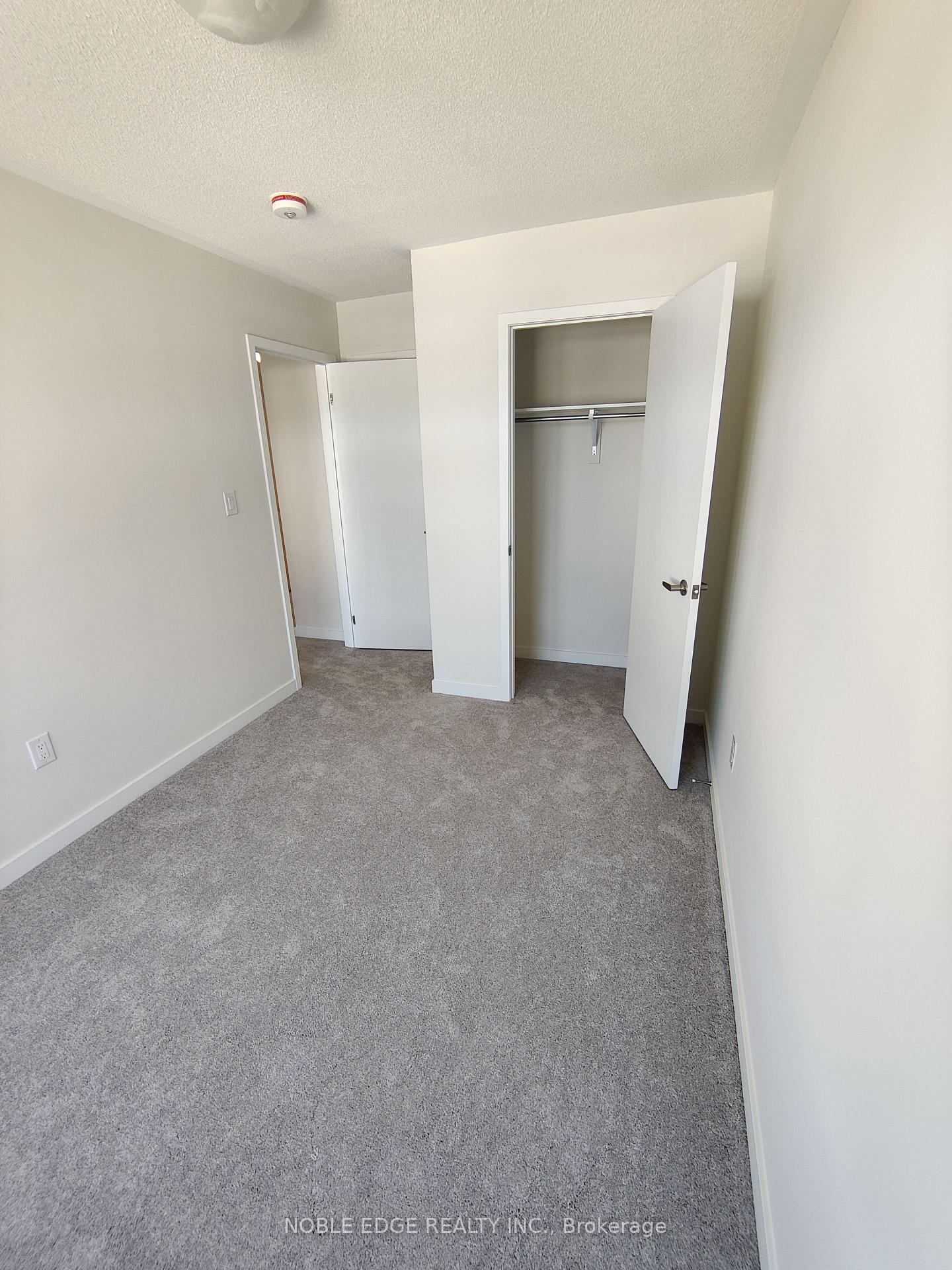 Photo 11 of 1304 Bradenton Path, Oshawa, Eastdale — HOMEH