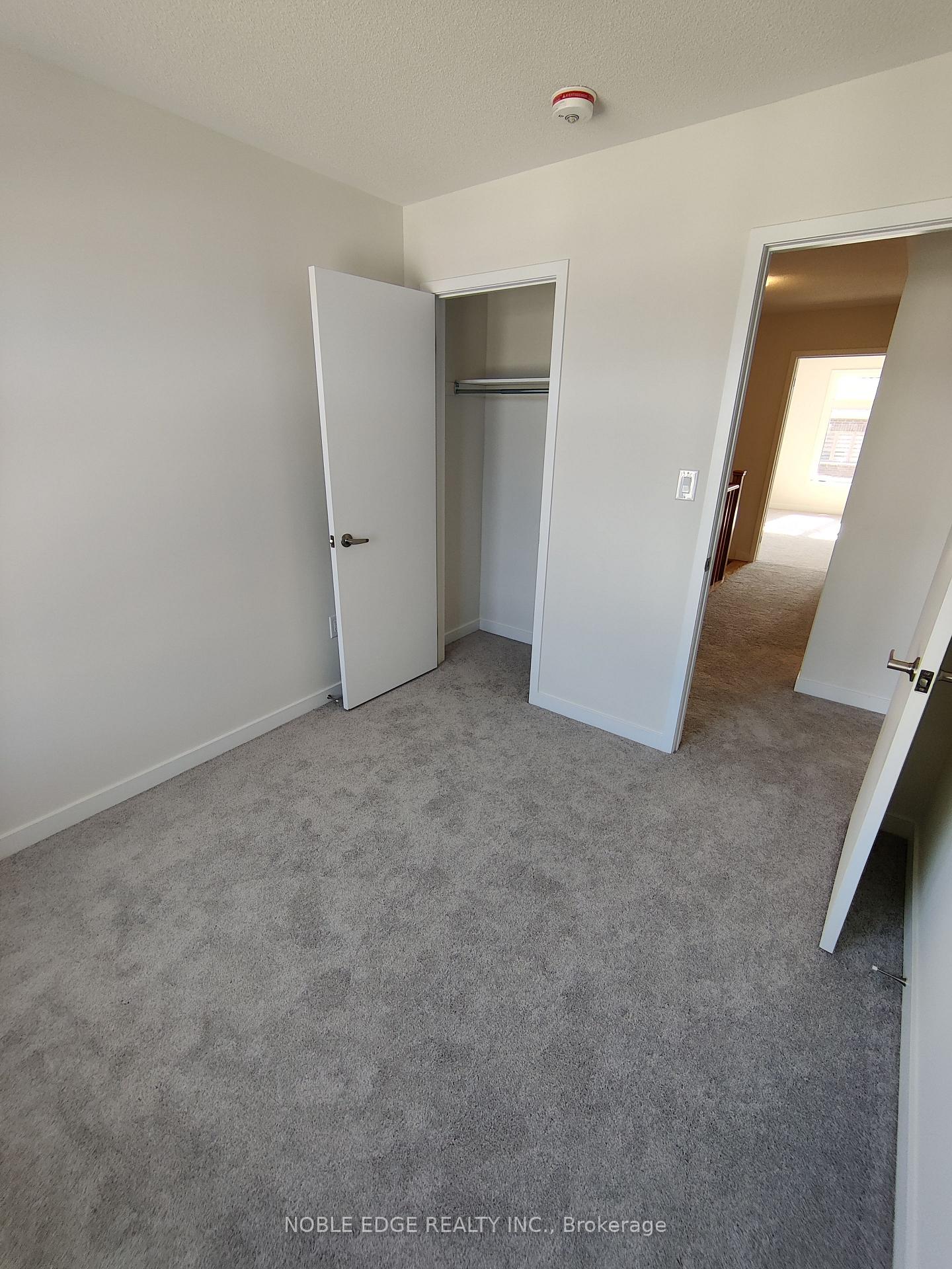Photo 10 of 1304 Bradenton Path, Oshawa, Eastdale — HOMEH