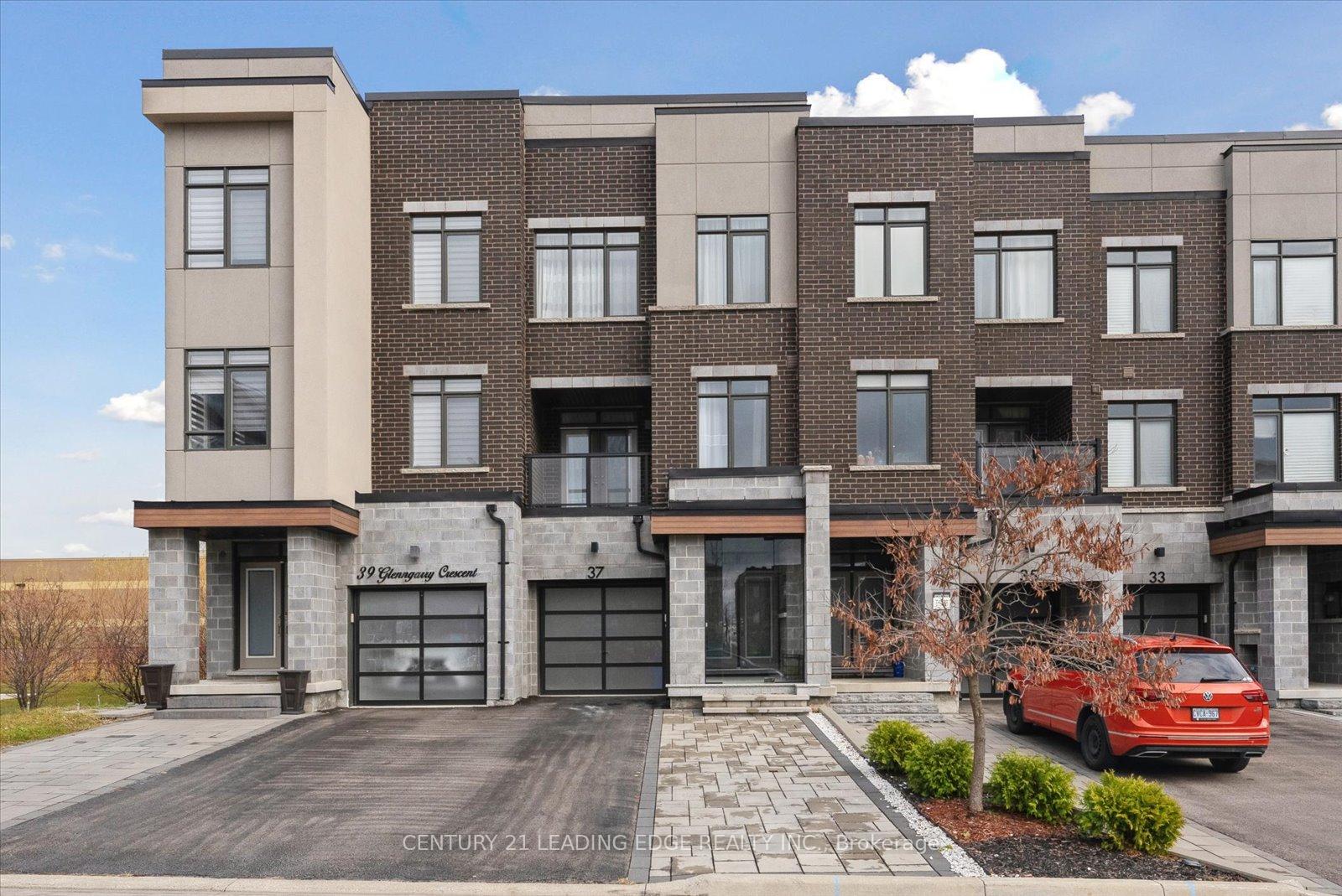 Photo 1 of Unit Upper, 37 Glengarry Crescent, Vaughan, Maple — HOMEH