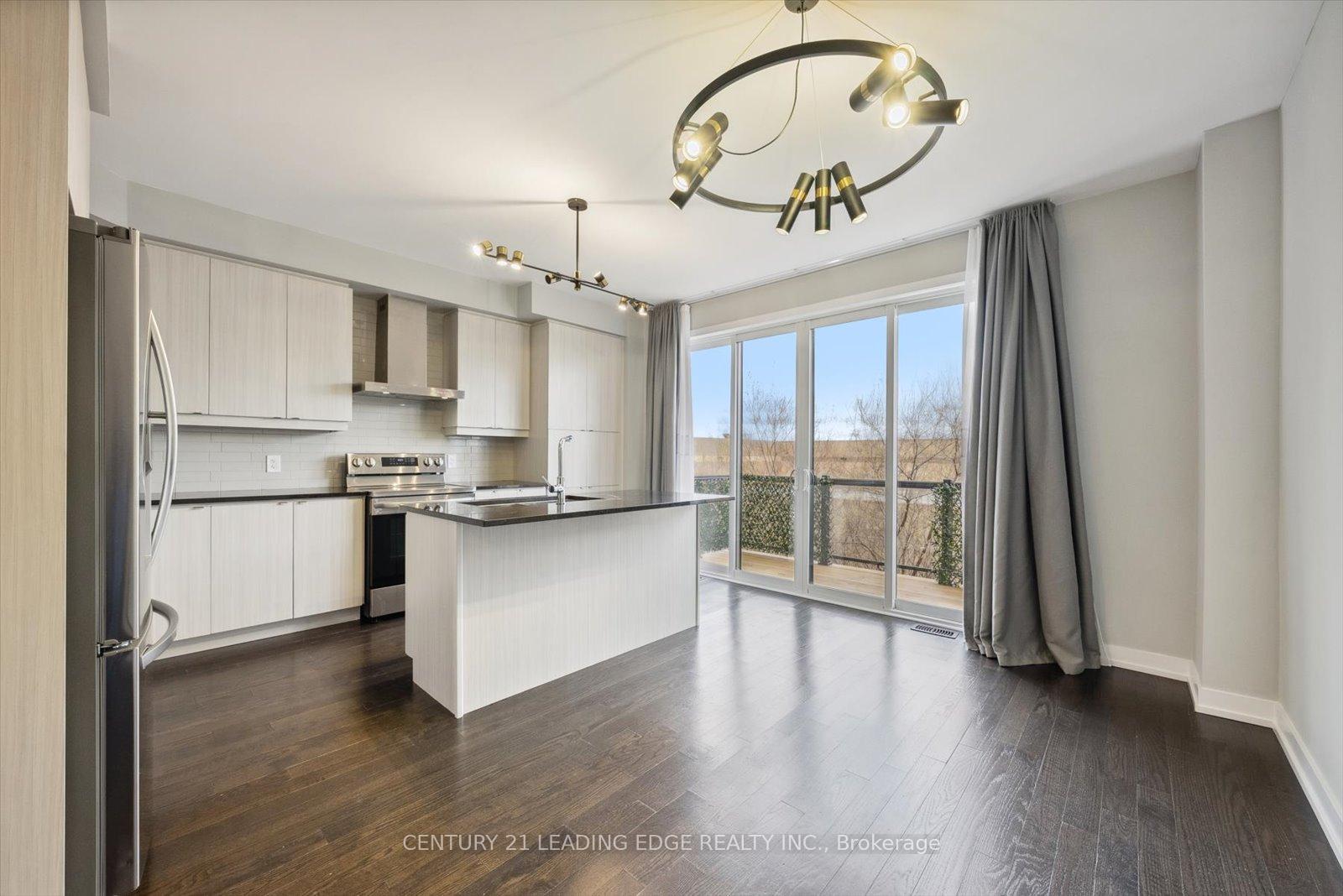 Photo 16 of Unit Upper, 37 Glengarry Crescent, Vaughan, Maple — HOMEH