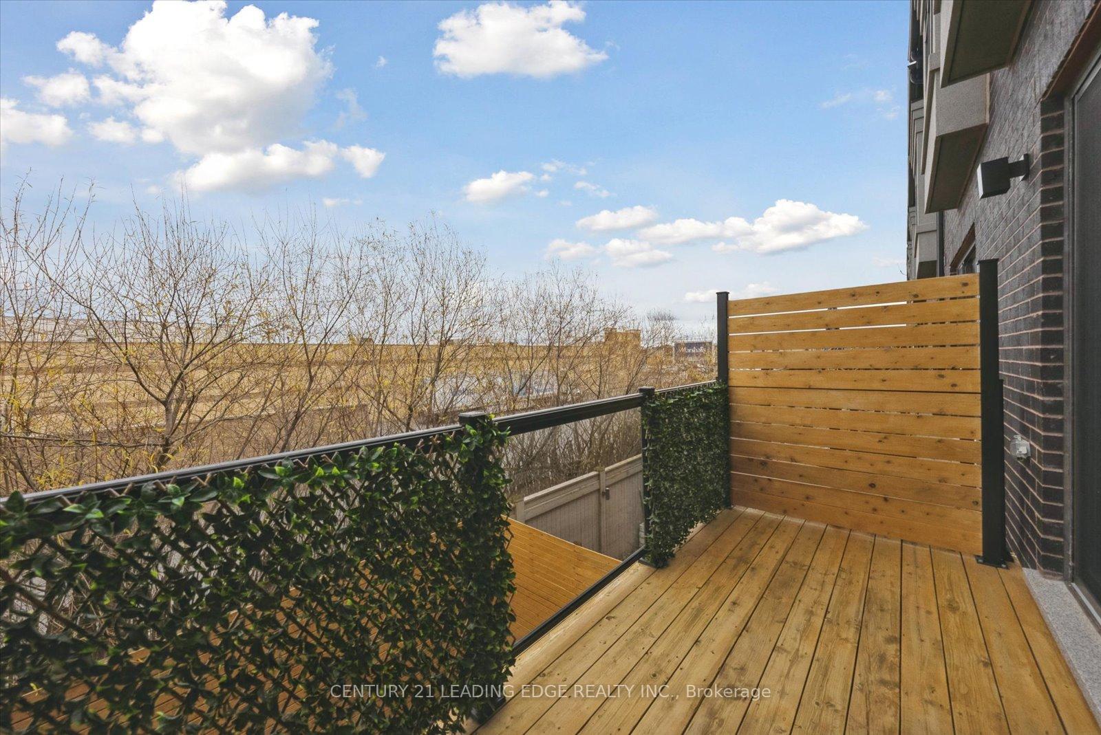 Photo 21 of Unit Upper, 37 Glengarry Crescent, Vaughan, Maple — HOMEH