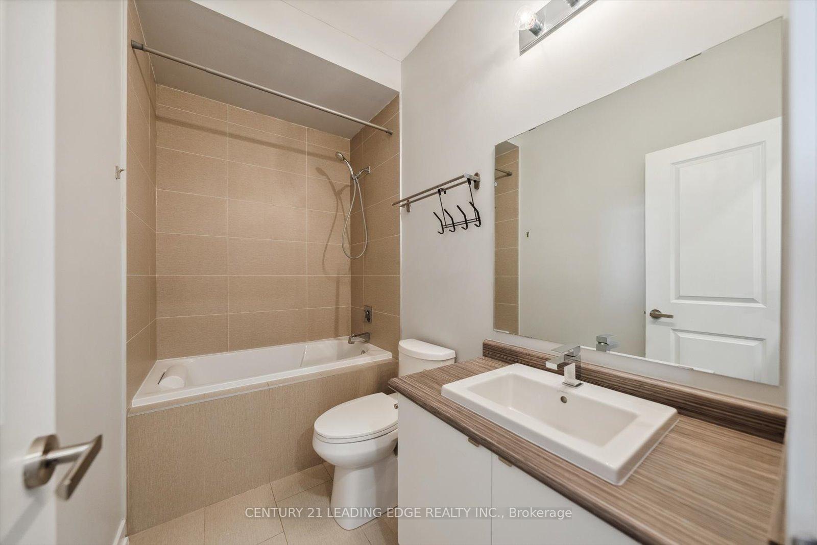 Photo 30 of Unit Upper, 37 Glengarry Crescent, Vaughan, Maple — HOMEH