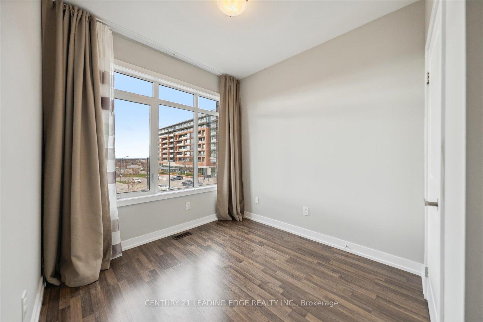 Photo 31 of Unit Upper, 37 Glengarry Crescent, Vaughan, Maple — HOMEH