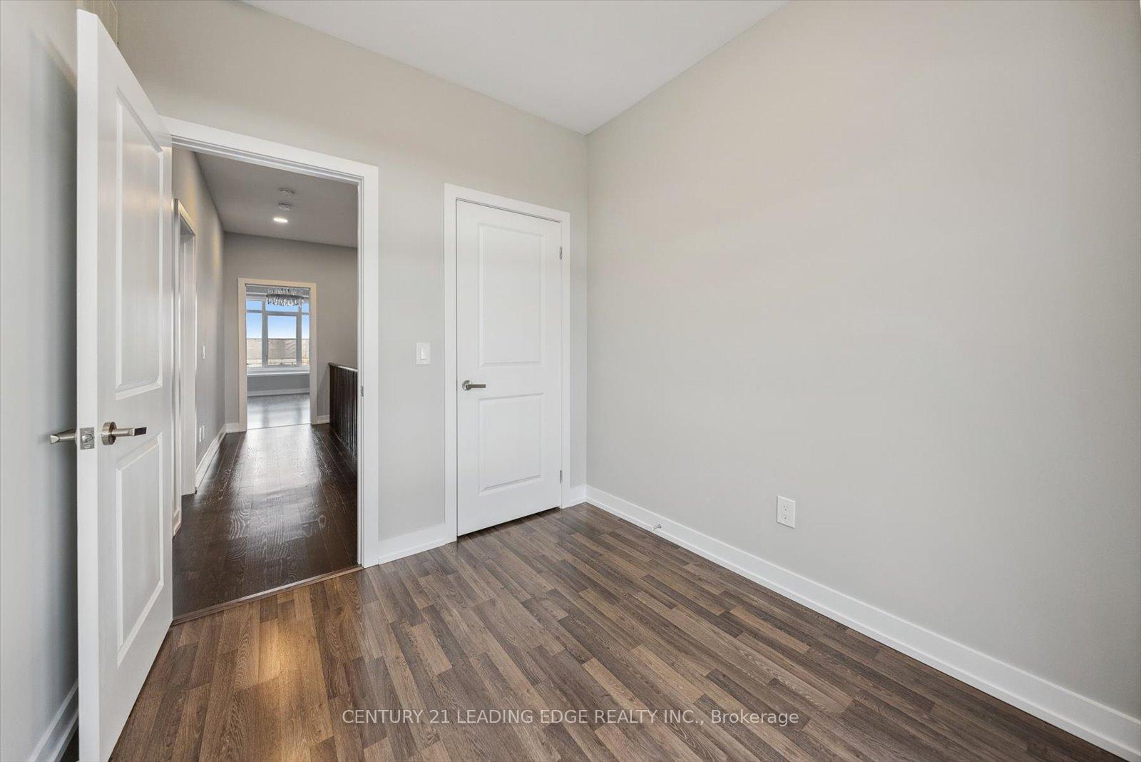 Photo 34 of Unit Upper, 37 Glengarry Crescent, Vaughan, Maple — HOMEH