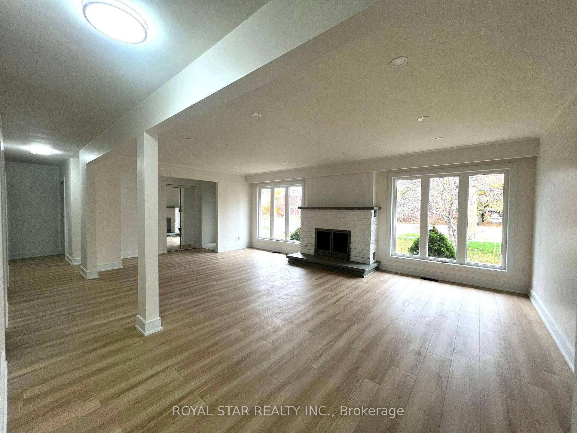 Photo 2 of 917 Nashville Road, Vaughan, Kleinburg — HOMEH