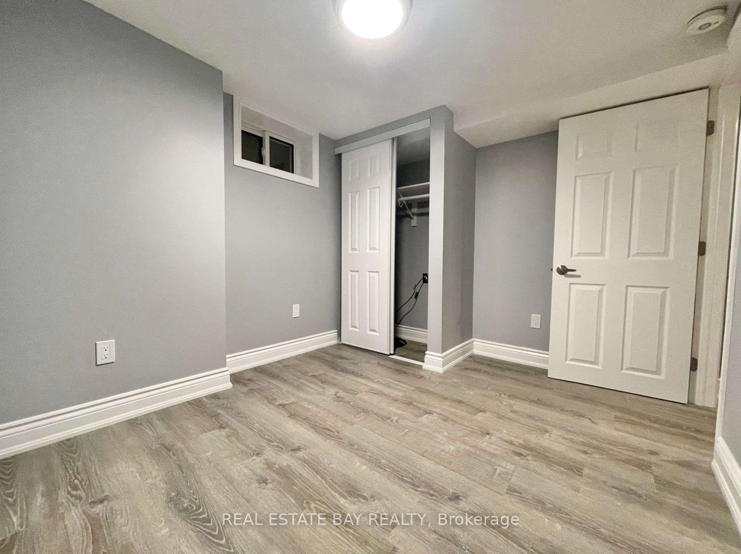 Photo 7 of 887 Sproule Crescent, Oshawa, Pinecrest — HOMEH