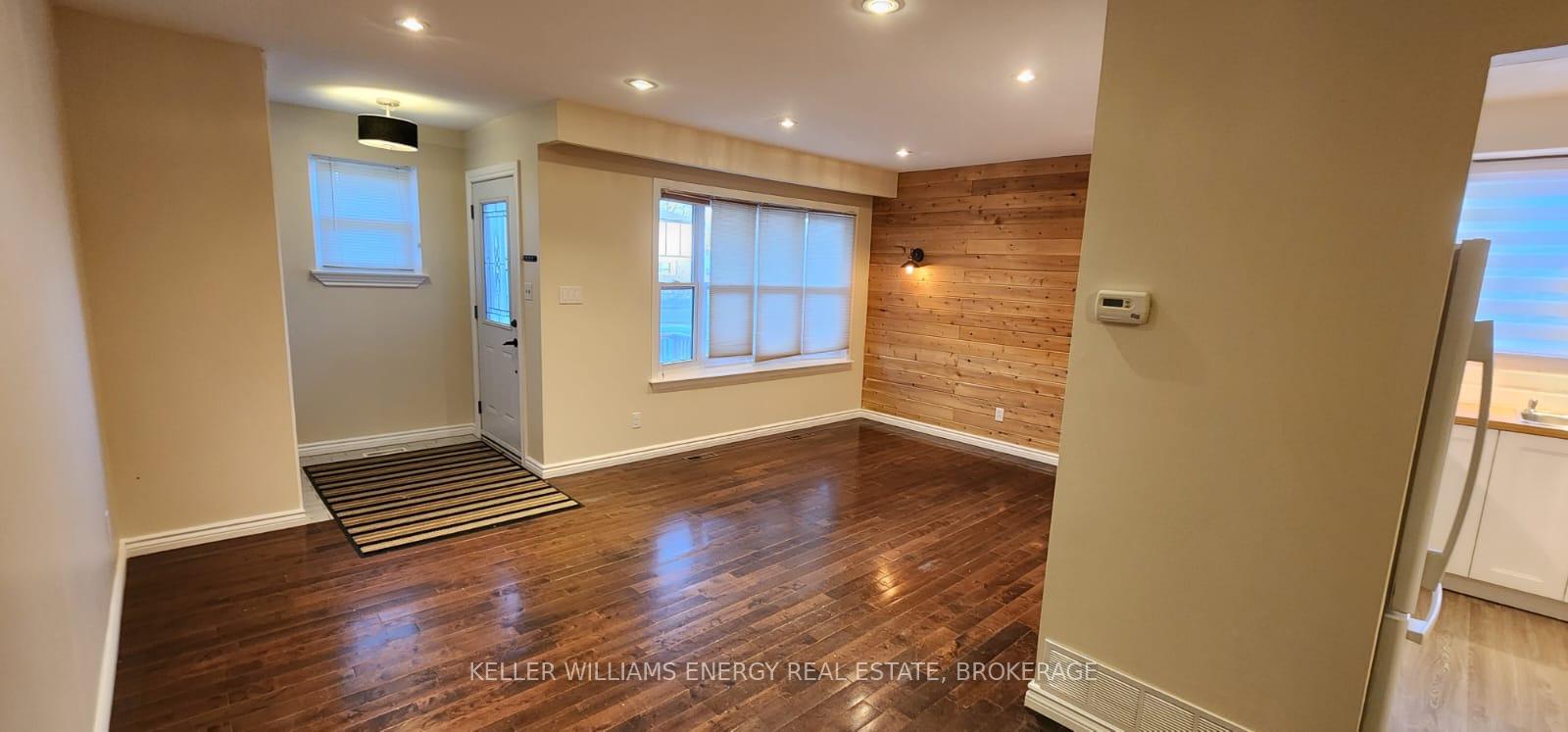 Photo 5 of Unit upper level, 236 Vancouver Street, Oshawa, Vanier — HOMEH