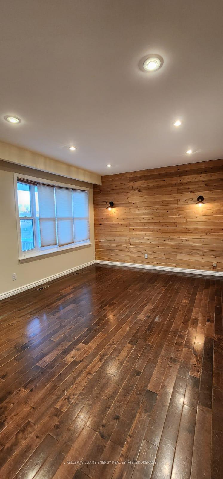 Photo 6 of Unit upper level, 236 Vancouver Street, Oshawa, Vanier — HOMEH