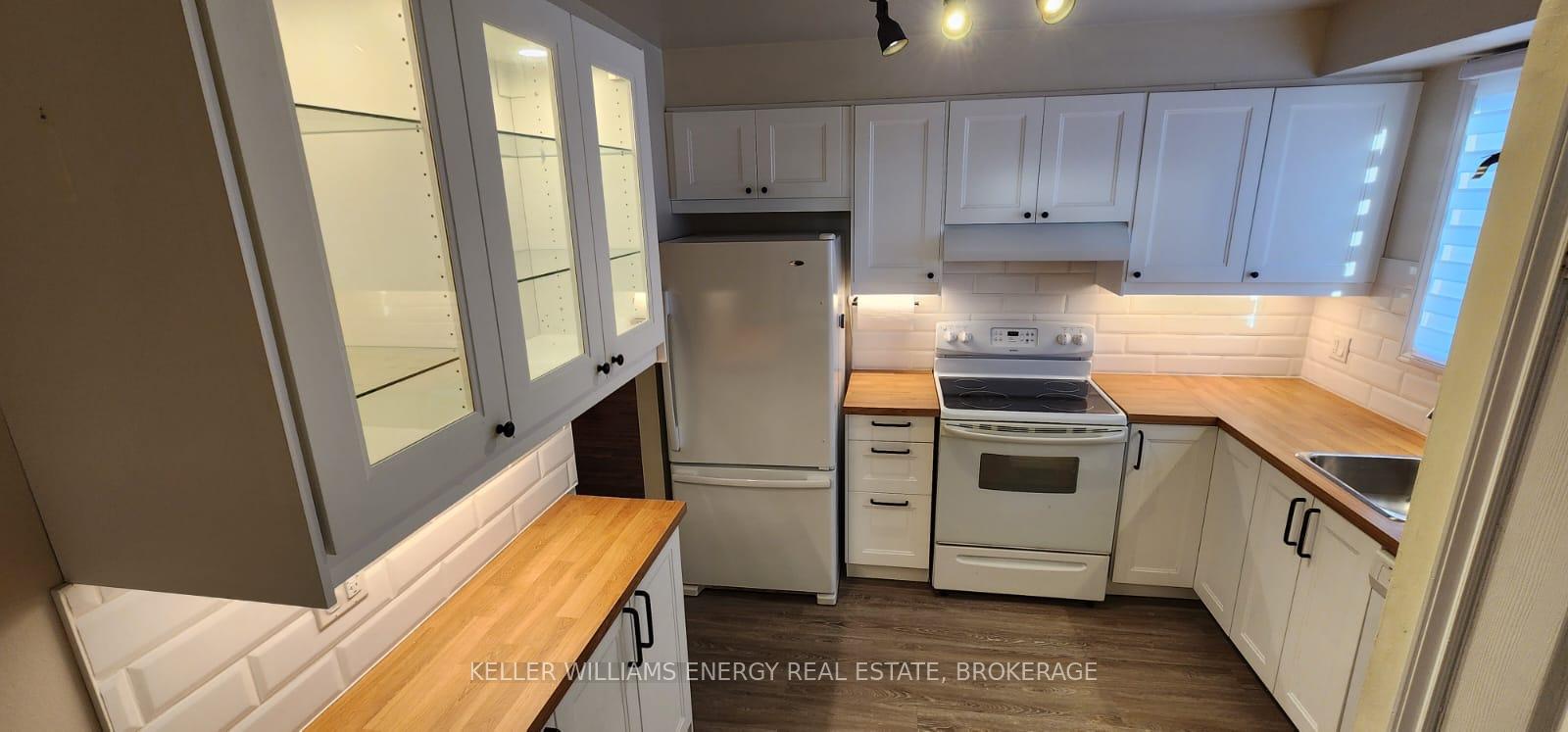 Photo 7 of Unit upper level, 236 Vancouver Street, Oshawa, Vanier — HOMEH