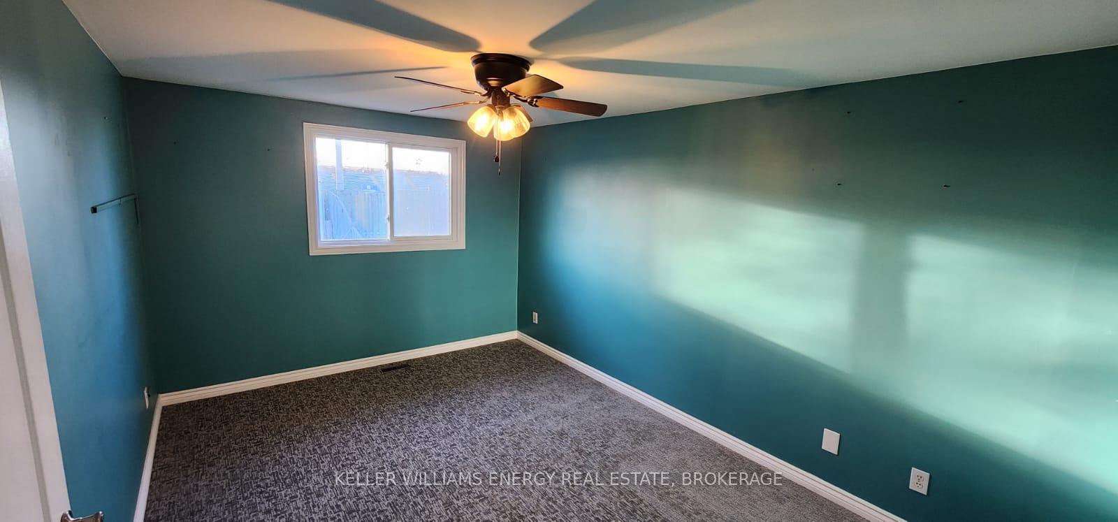 Photo 11 of Unit upper level, 236 Vancouver Street, Oshawa, Vanier — HOMEH