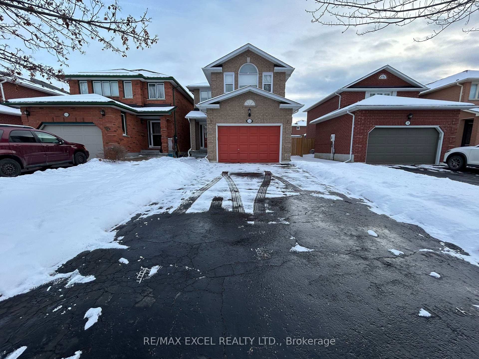 Photo 1 of 118 Stagemaster Crescent, Clarington, Courtice — HOMEH