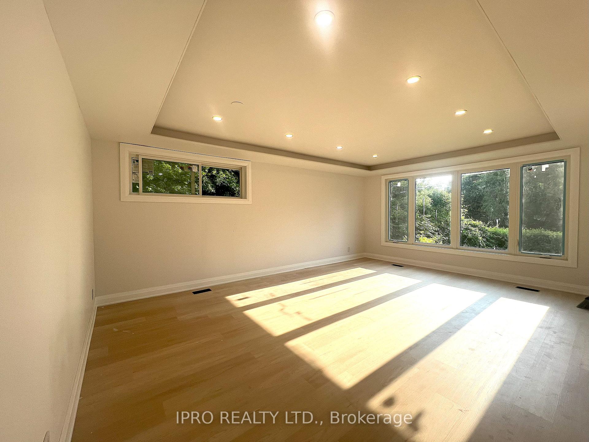 Photo 6 of 847 Reytan Boulevard, Pickering, Bay Ridges — HOMEH