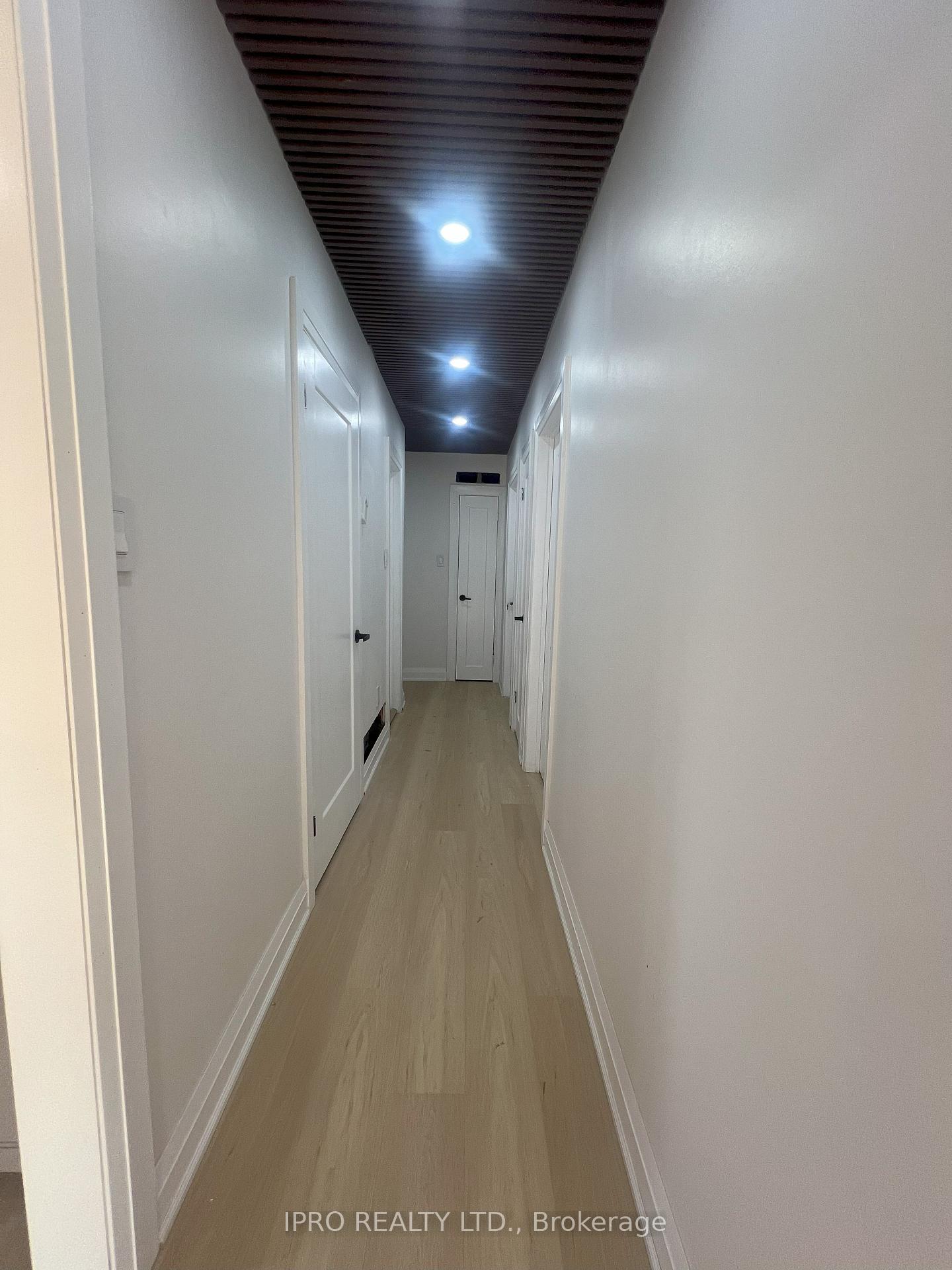 Photo 4 of 847 Reytan Boulevard, Pickering, Bay Ridges — HOMEH