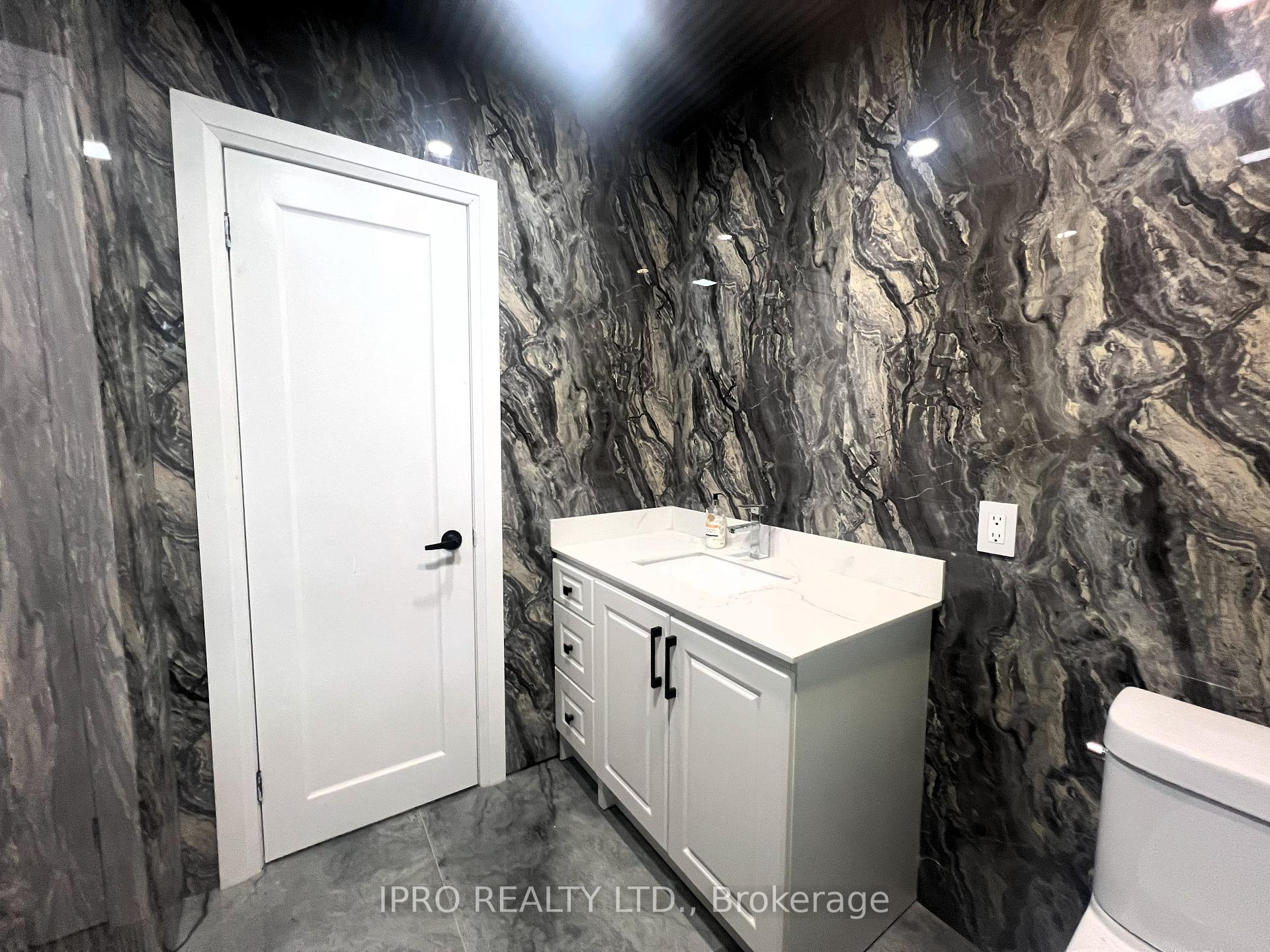 Photo 8 of 847 Reytan Boulevard, Pickering, Bay Ridges — HOMEH