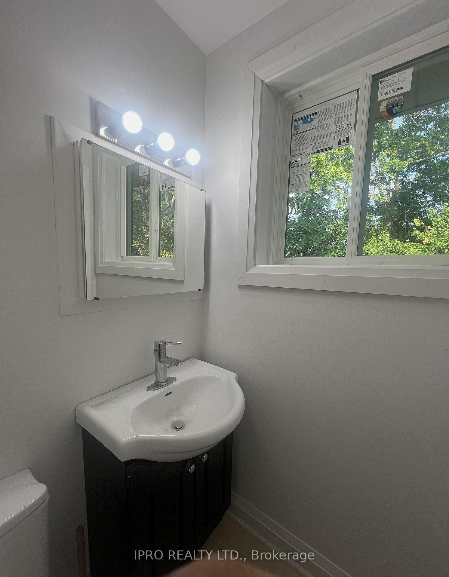Photo 11 of 847 Reytan Boulevard, Pickering, Bay Ridges — HOMEH