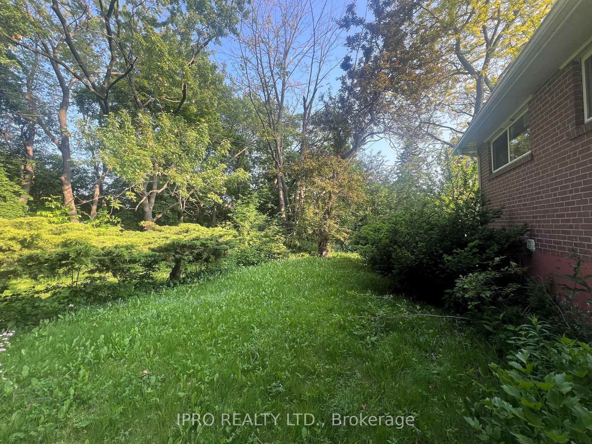Photo 13 of 847 Reytan Boulevard, Pickering, Bay Ridges — HOMEH