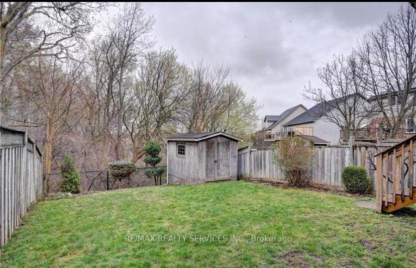 Photo 20 of 108 Sweeney Crescent, Cambridge — HOMEH